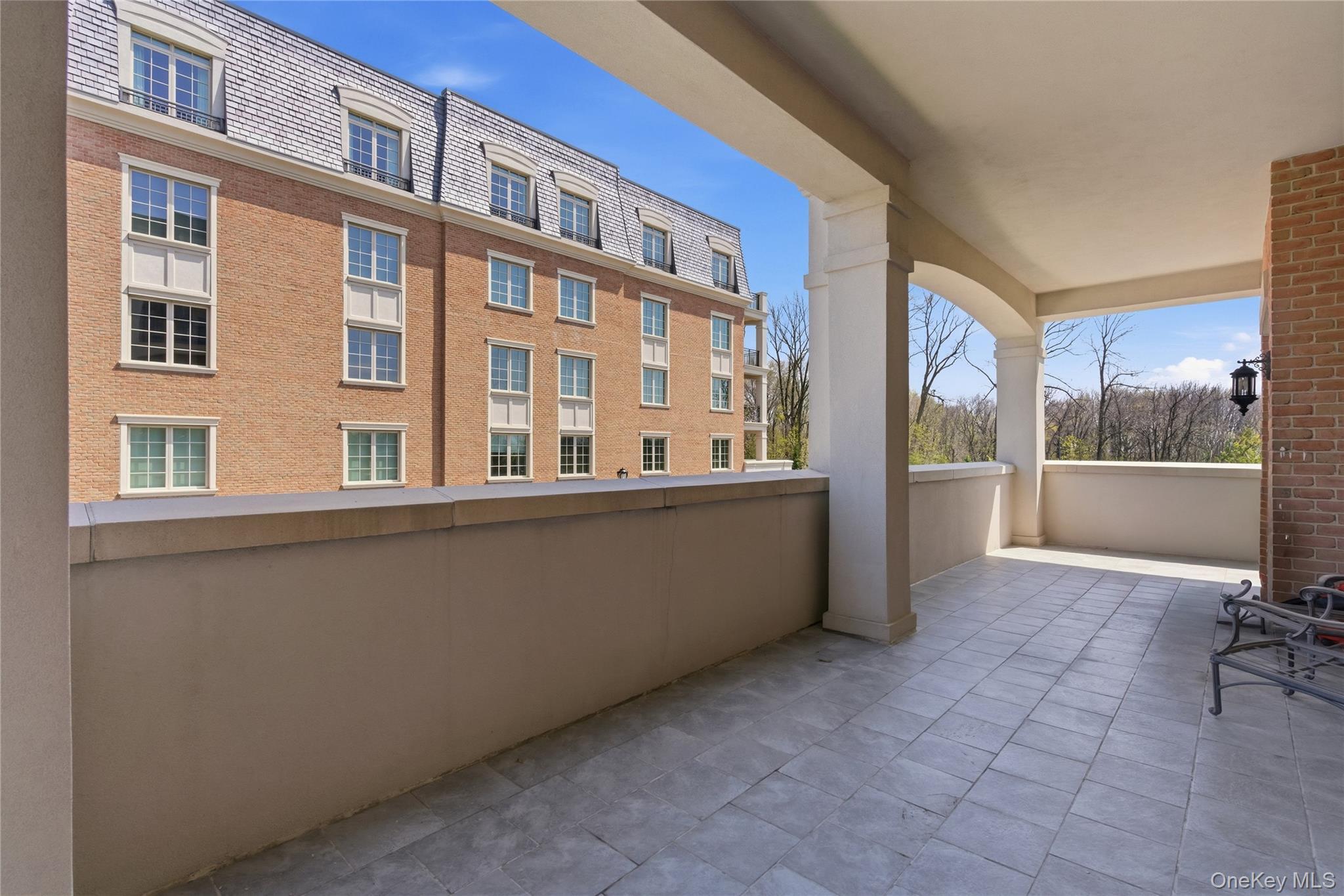Condo Royal  Nassau County, NY 11040, MLS-982832-28
