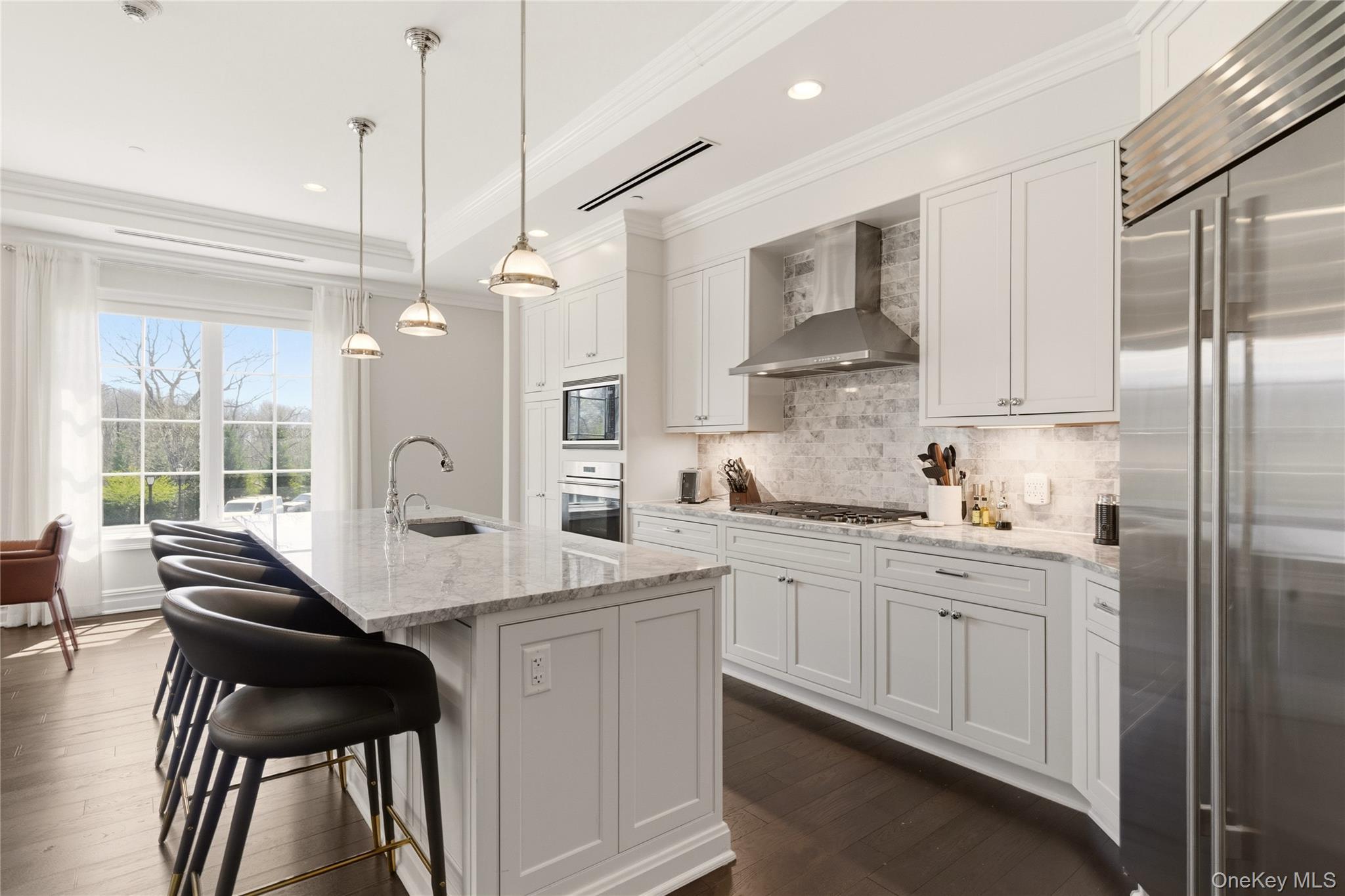 Condo Royal  Nassau County, NY 11040, MLS-982832-4