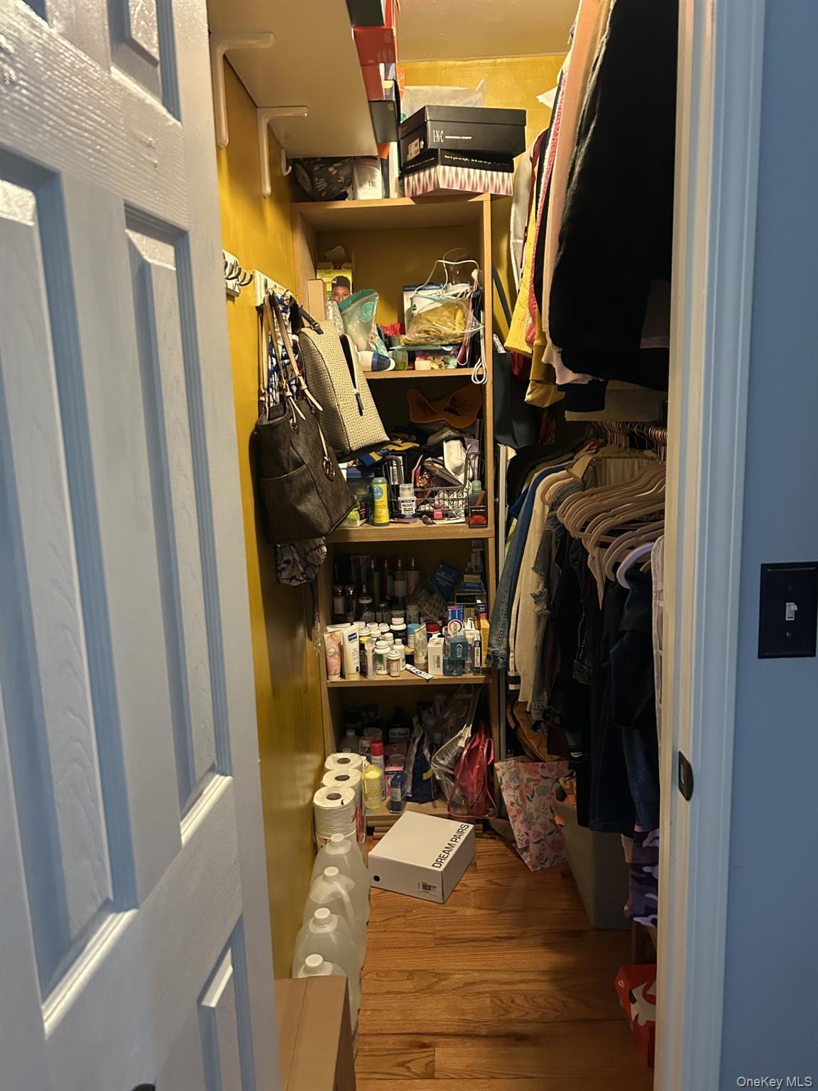 Condo Jerusalem Avenue  Nassau County, NY 11553, MLS-982855-9