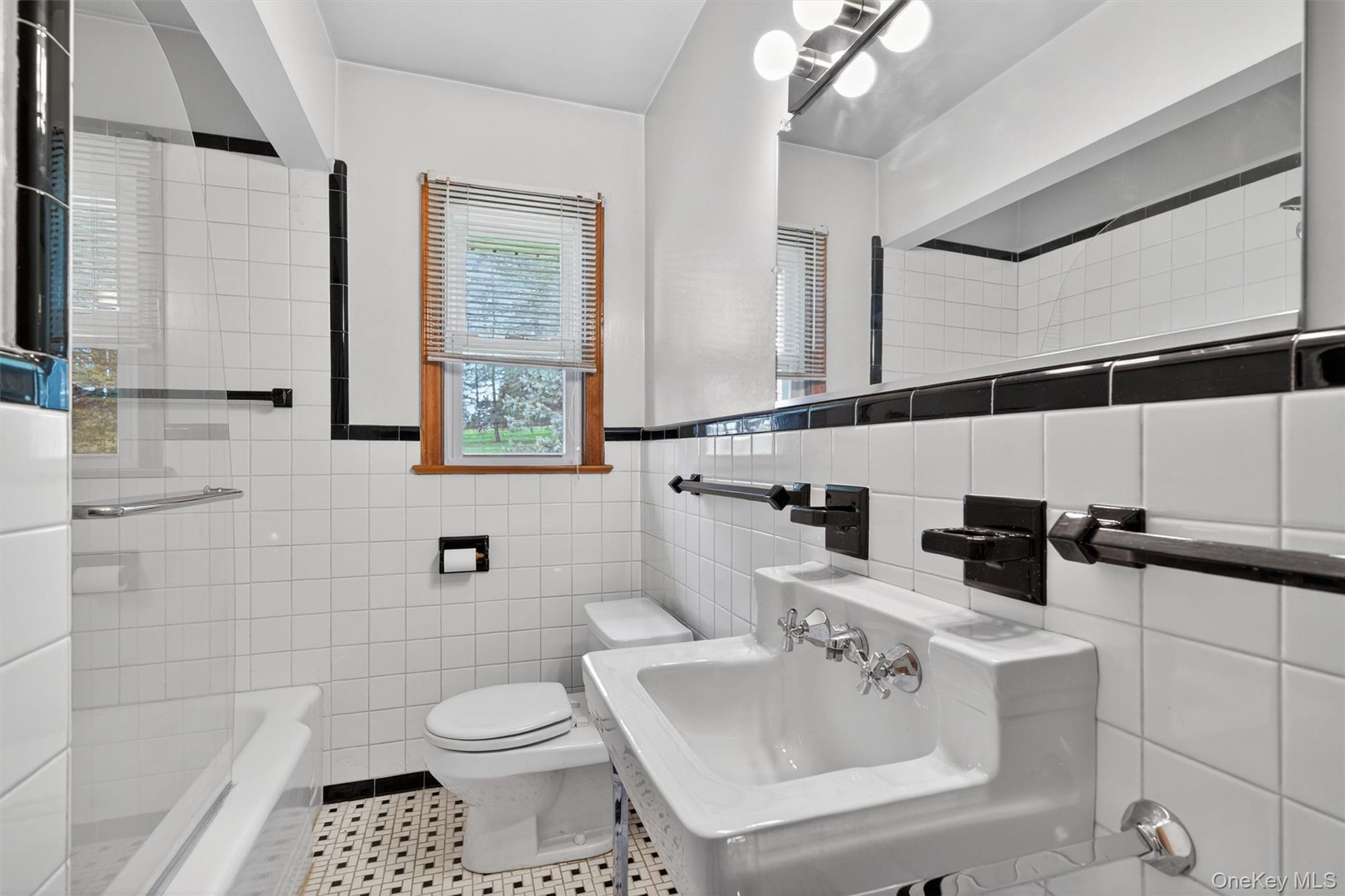 Single Family Hudson  Ulster County, NY 12542, MLS-982869-28