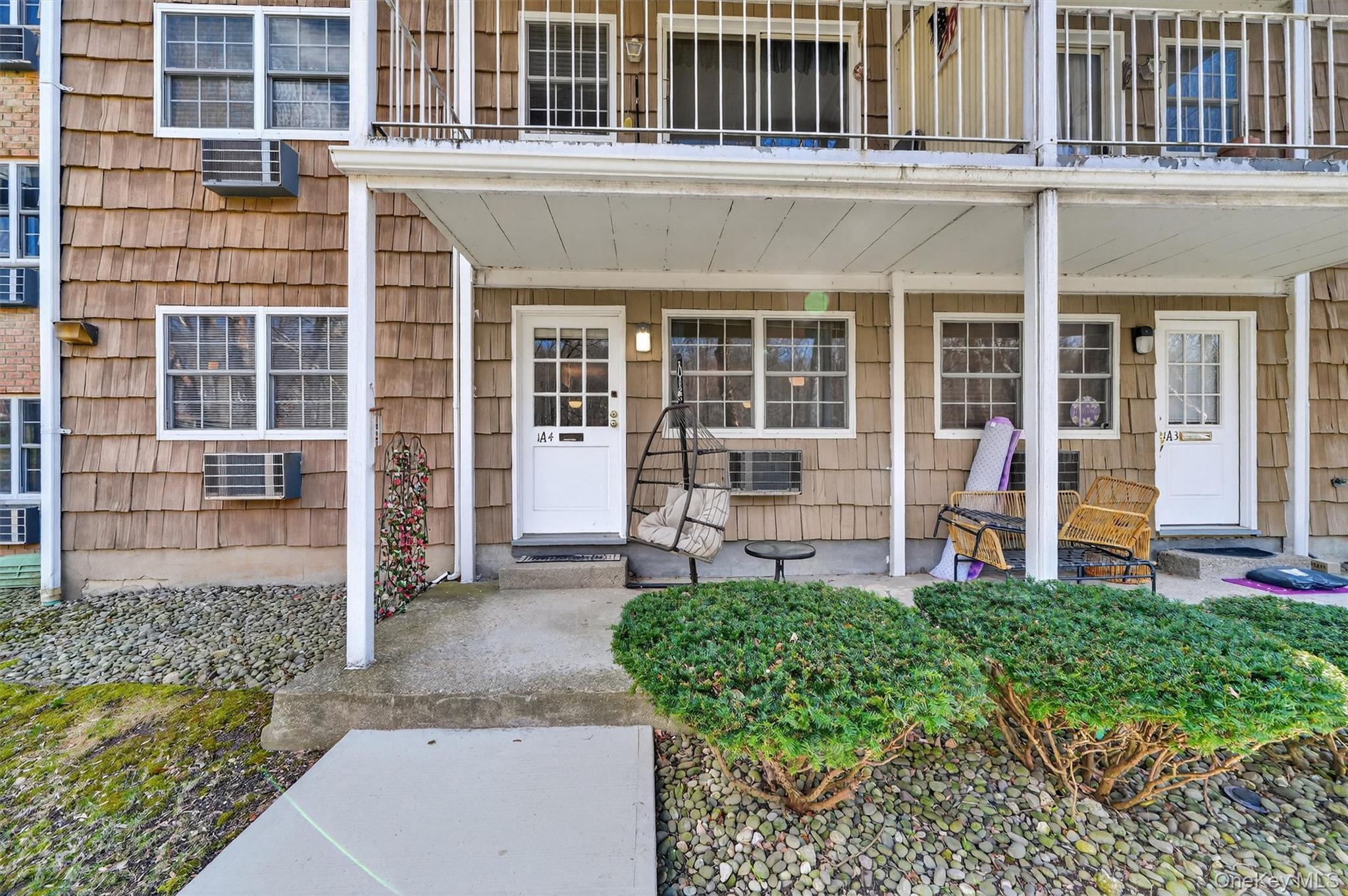 Coop Crompond  Westchester County, NY 10566, MLS-982872-4