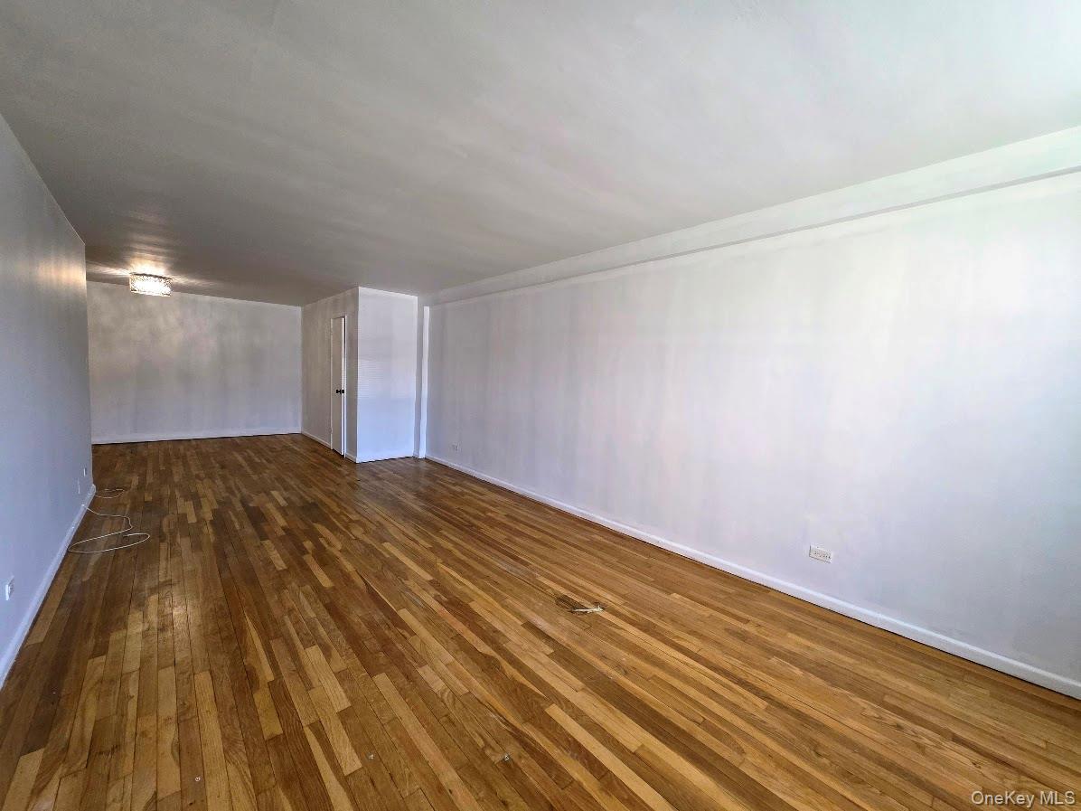 Coop 211th Queens, NY 11360, MLS-982883-4