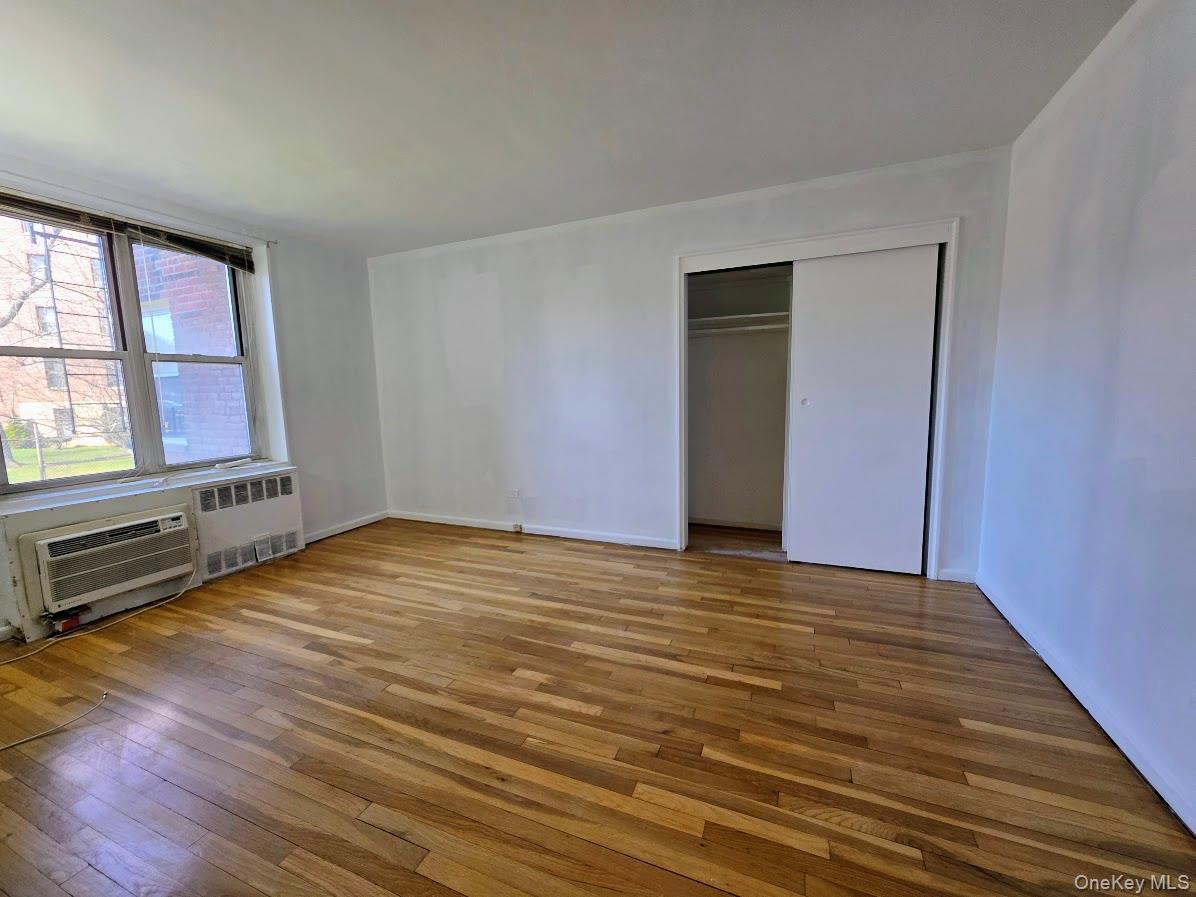 Coop 211th Queens, NY 11360, MLS-982883-6