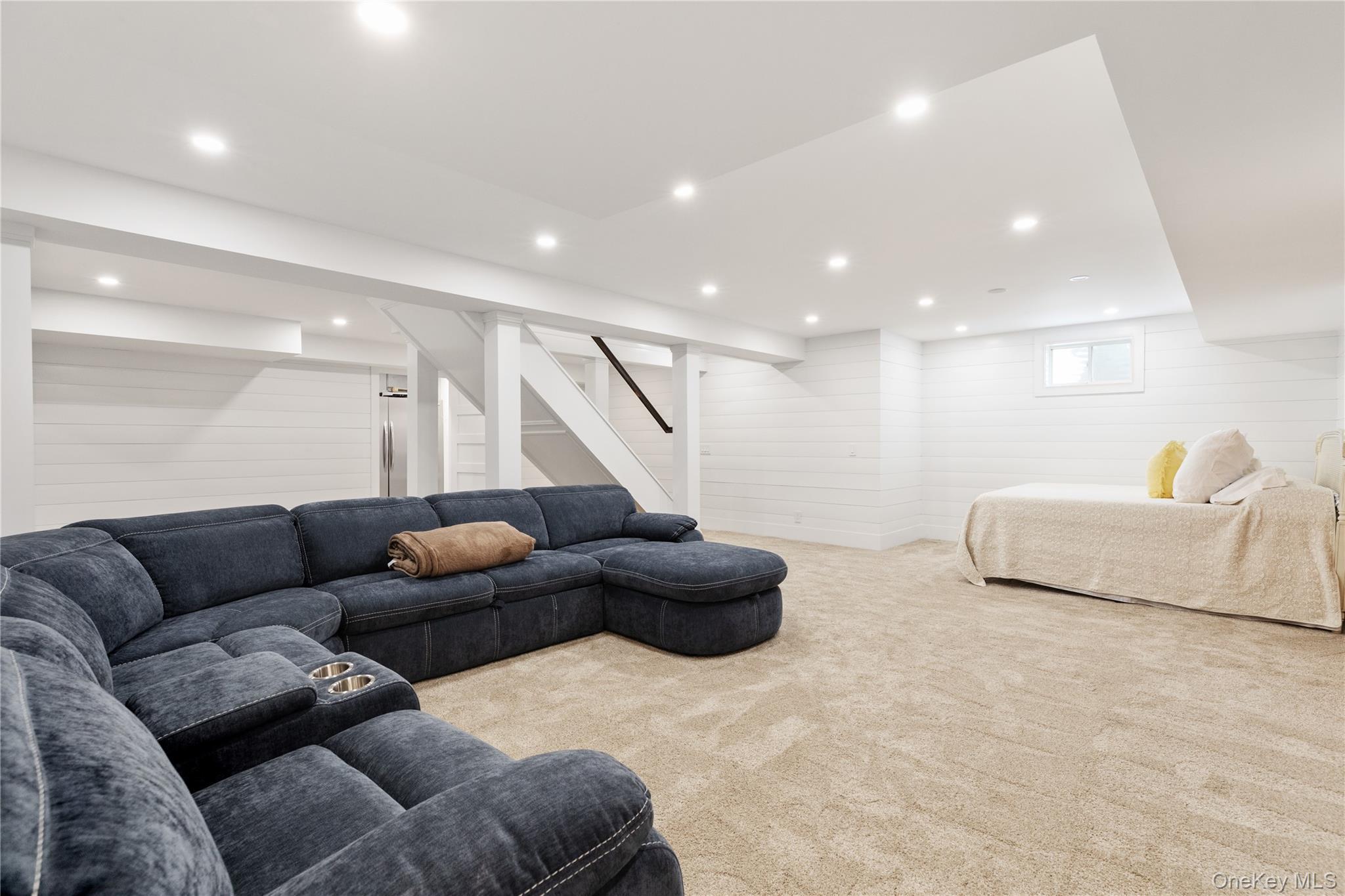 Single Family Edgemere Street  Suffolk County, NY 11954, MLS-982906-36