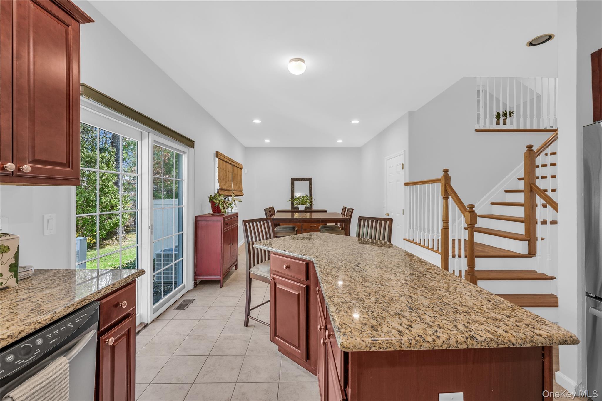 Single Family Eagle  Suffolk County, NY 11716, MLS-982931-9