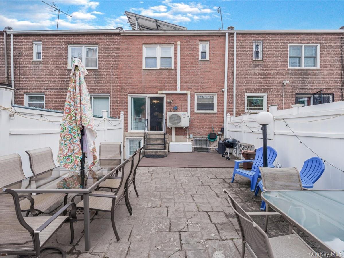 Single Family Pine  Brooklyn, NY 11208, MLS-982934-20