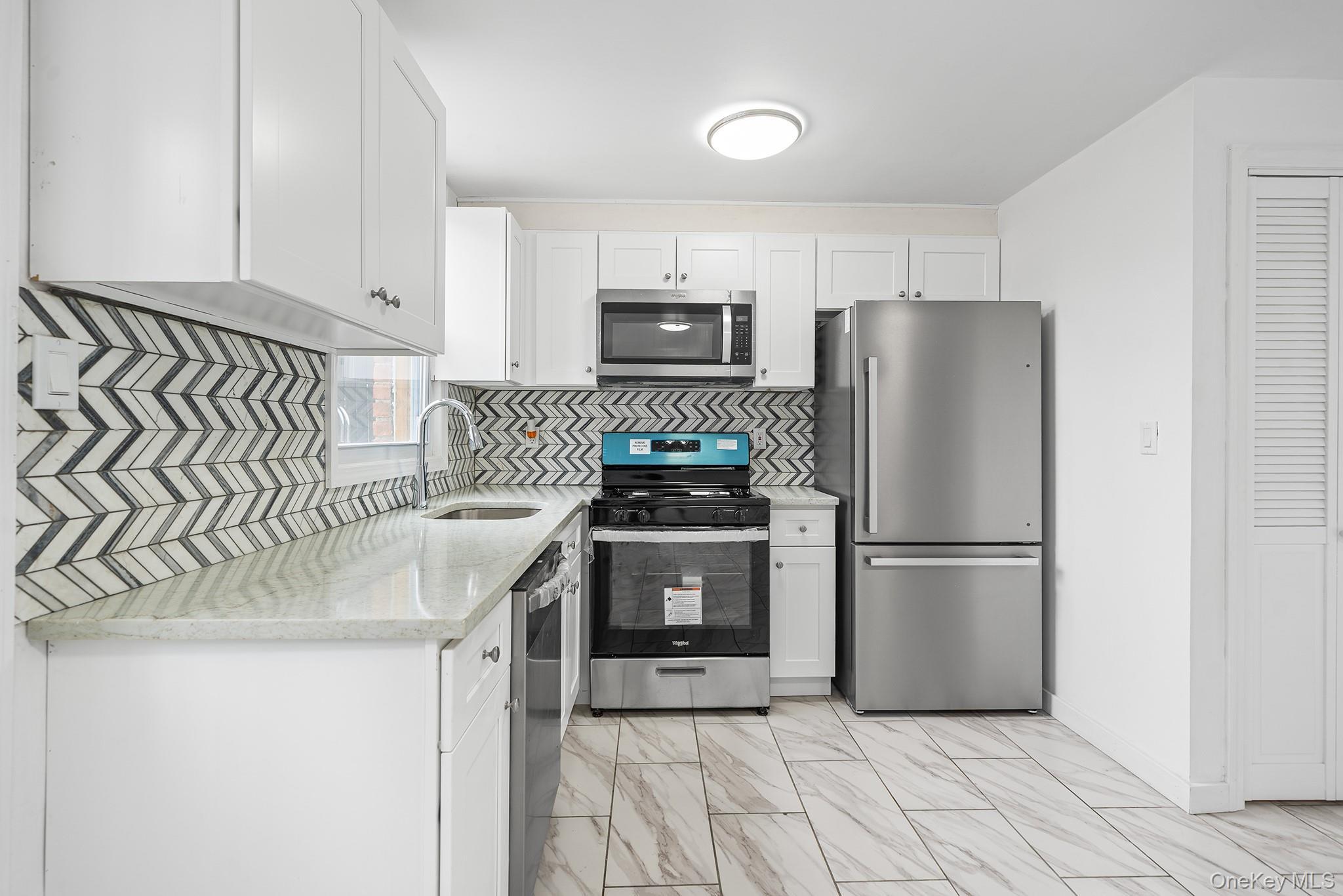 Single Family Autumn  Brooklyn, NY 11208, MLS-982935-10