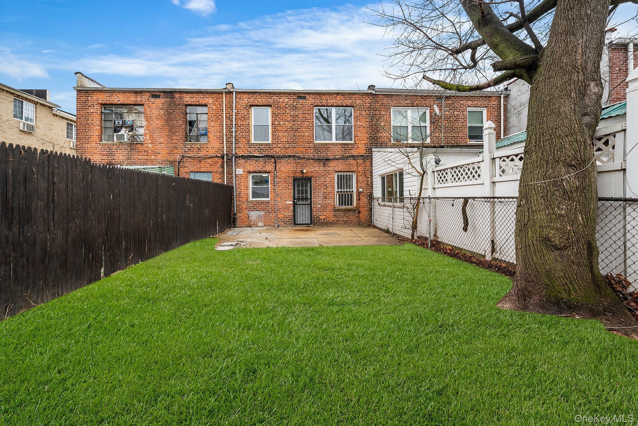 Single Family Autumn  Brooklyn, NY 11208, MLS-982935-24