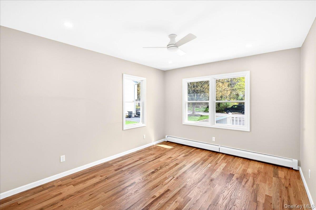 Single Family 2nd  Suffolk County, NY 11731, MLS-982951-9