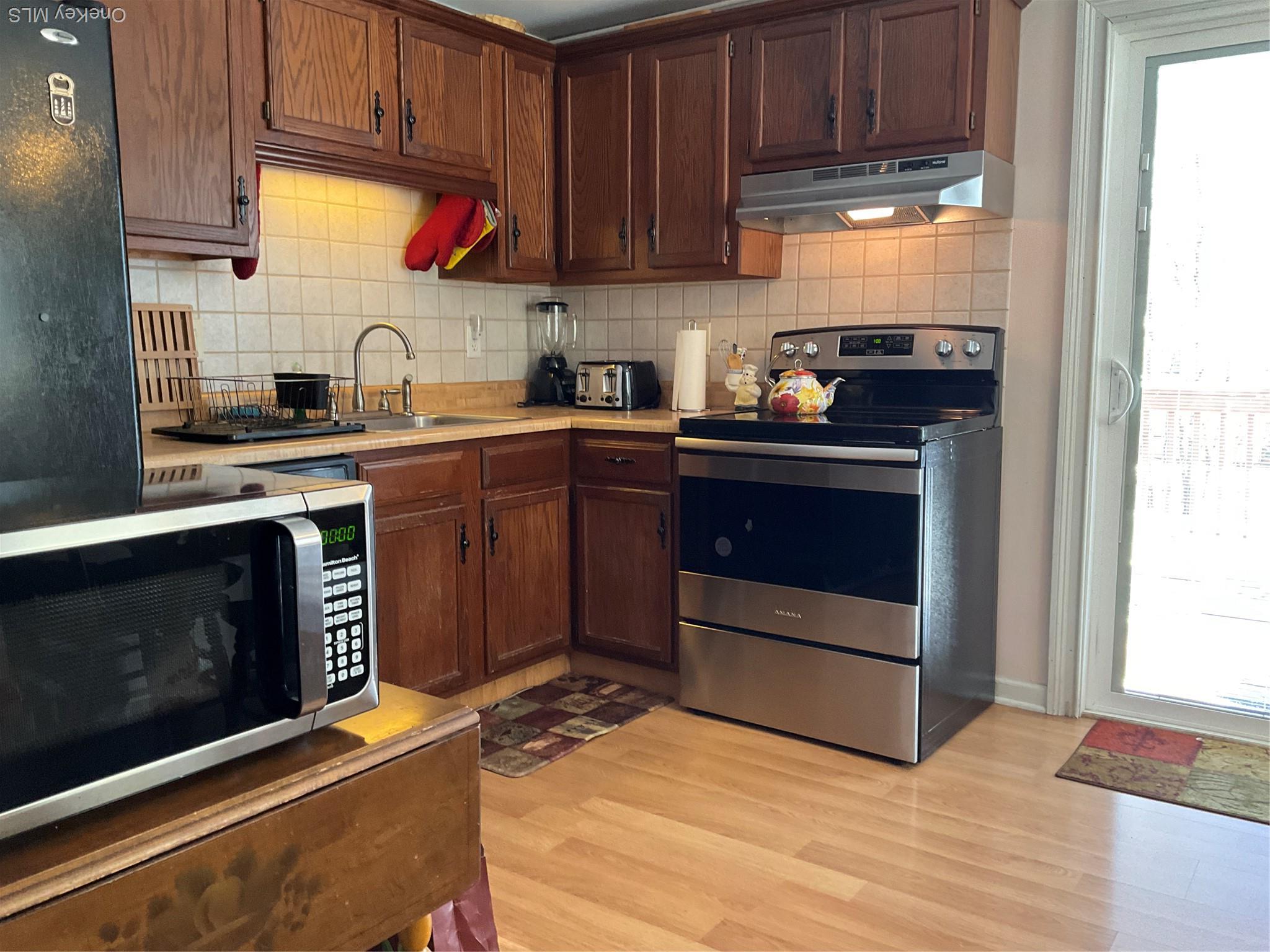 Single Family Roundhill Out Of Area, NY 18337, MLS-982959-16