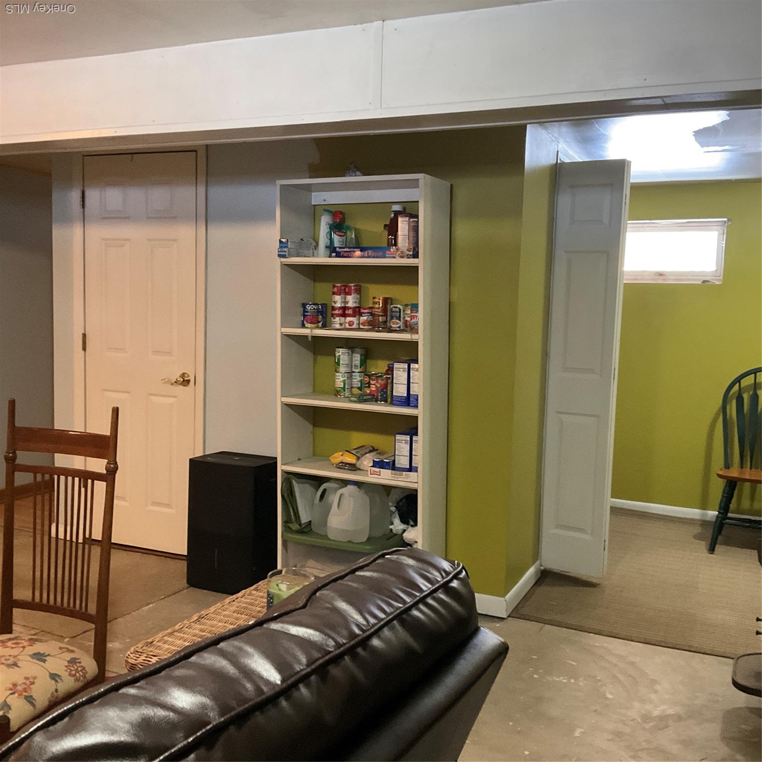 Single Family Roundhill Out Of Area, NY 18337, MLS-982959-18