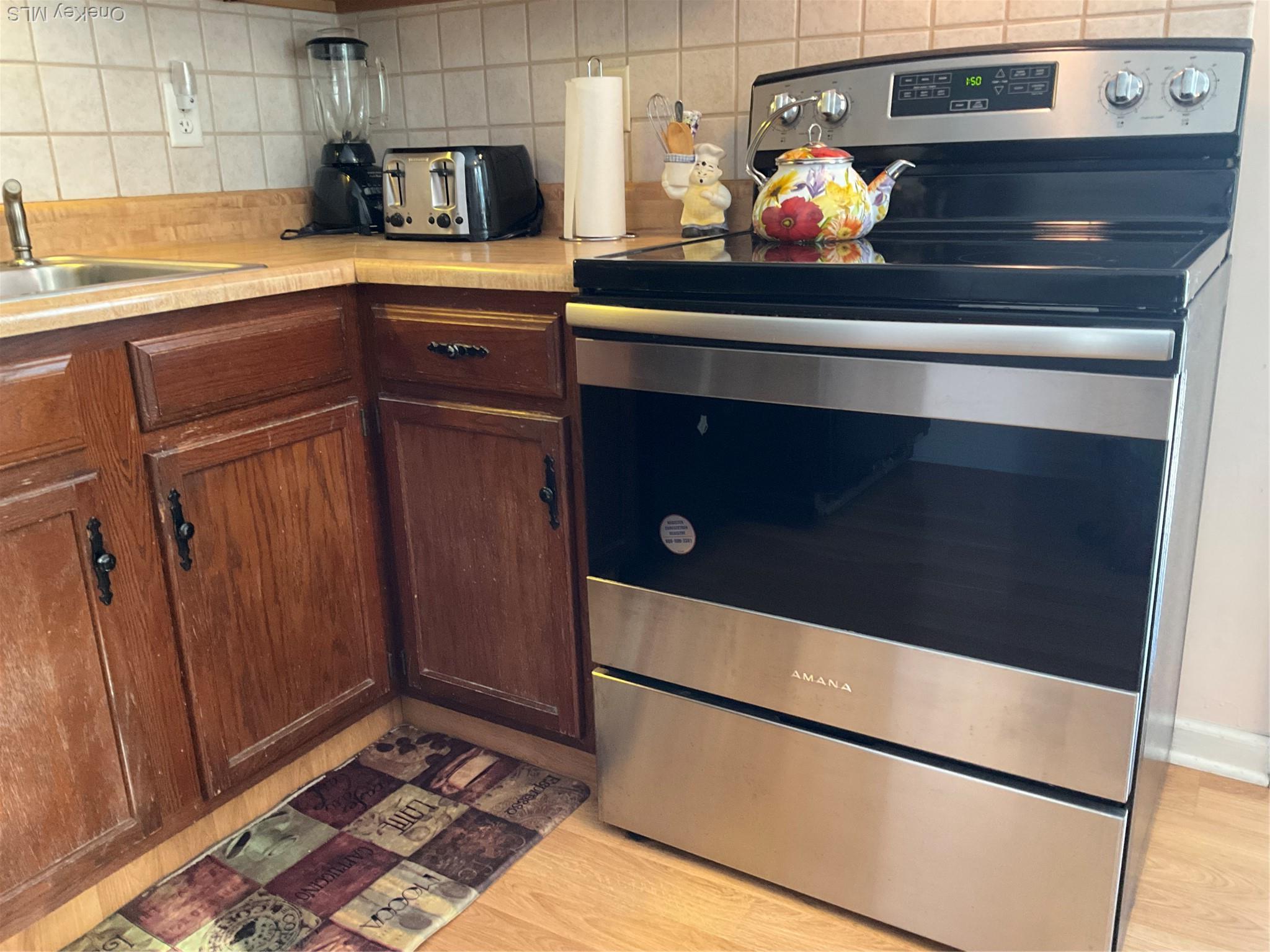 Single Family Roundhill Out Of Area, NY 18337, MLS-982959-19