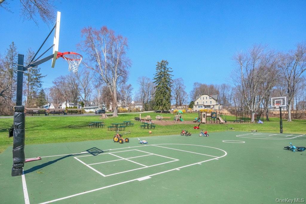 Single Family Locust Putnam County, NY 10509, MLS-982960-19