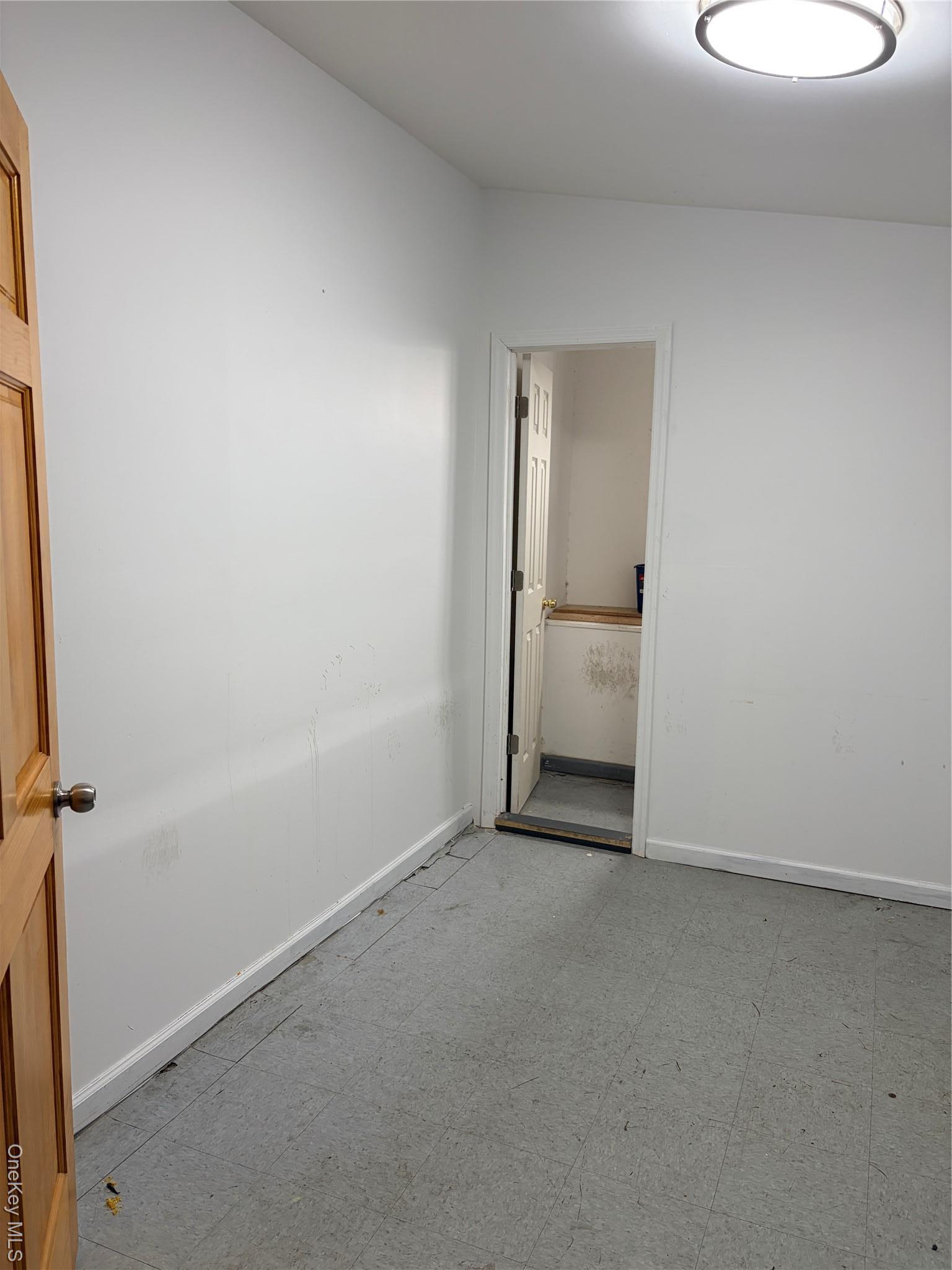 Commercial Lease 36th  Queens, NY 11101, MLS-982963-5