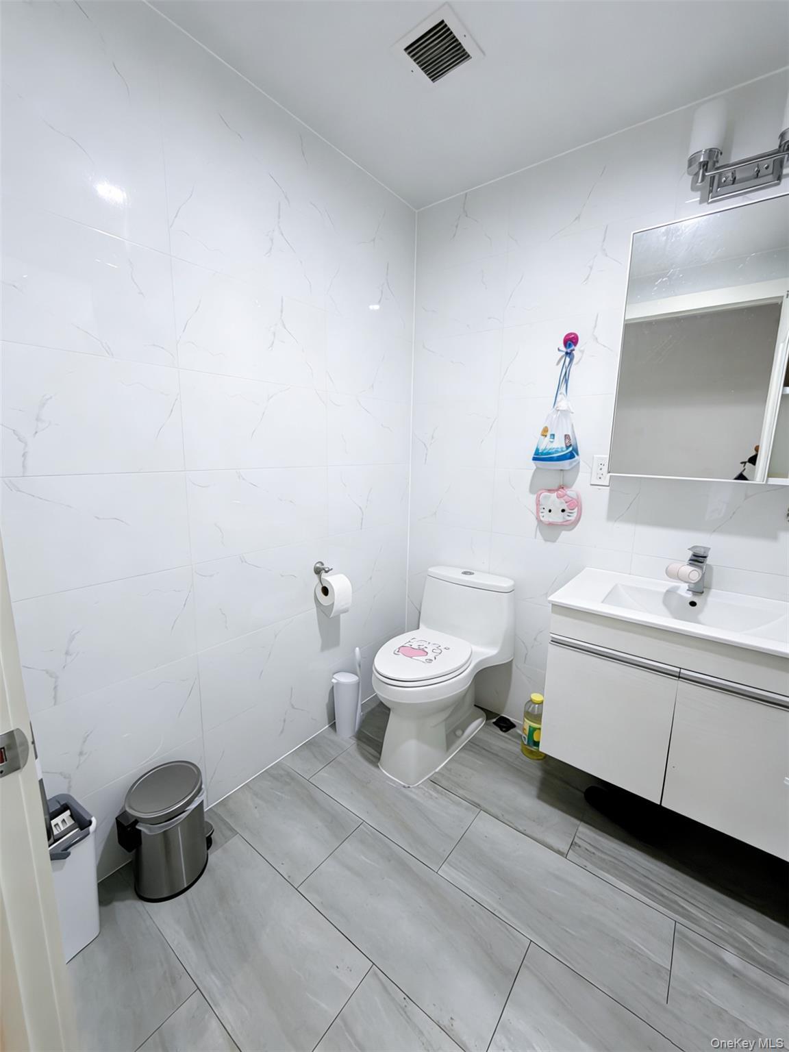 Condo Sanford  Queens, NY 11355, MLS-982972-10