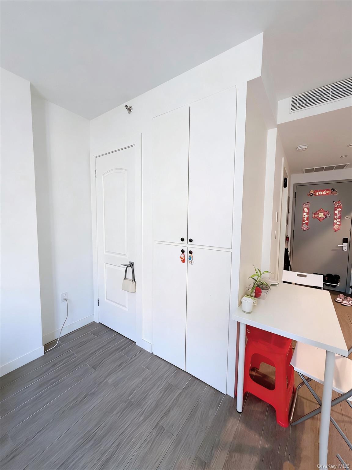 Condo Sanford  Queens, NY 11355, MLS-982972-7