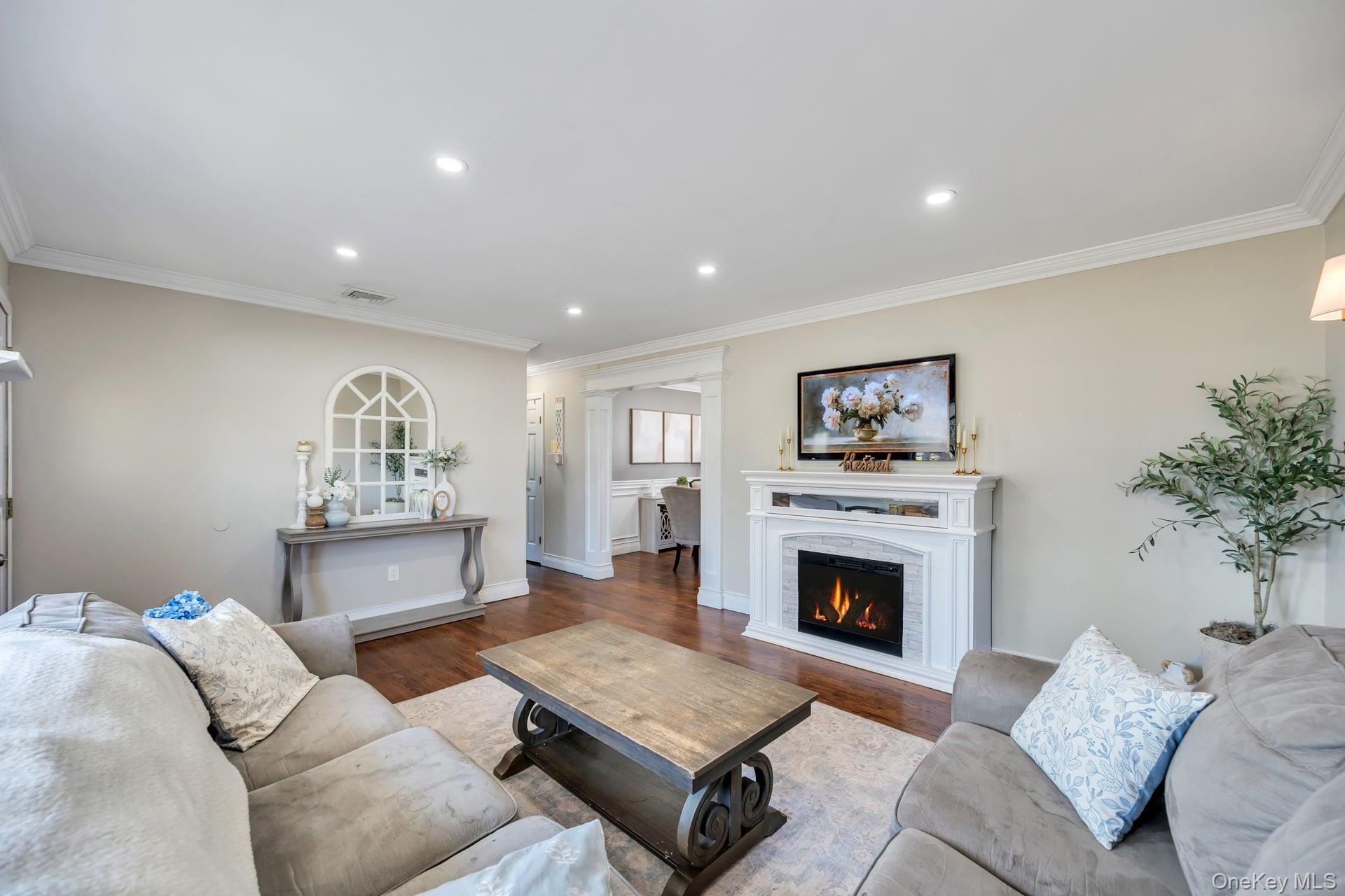 Single Family Serene  Suffolk County, NY 11788, MLS-982980-14