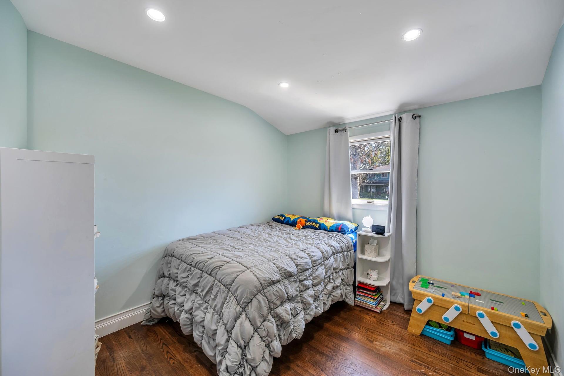 Single Family Serene  Suffolk County, NY 11788, MLS-982980-30