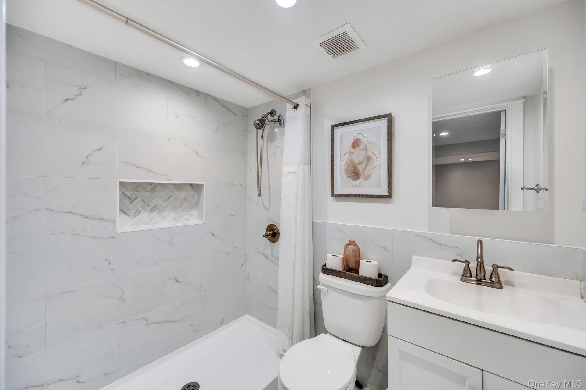 Single Family Serene  Suffolk County, NY 11788, MLS-982980-34