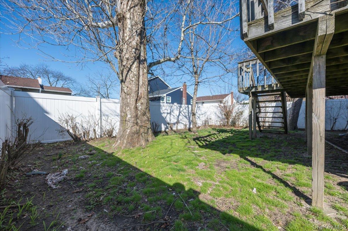 Single Family 4th  Nassau County, NY 11572, MLS-983011-21