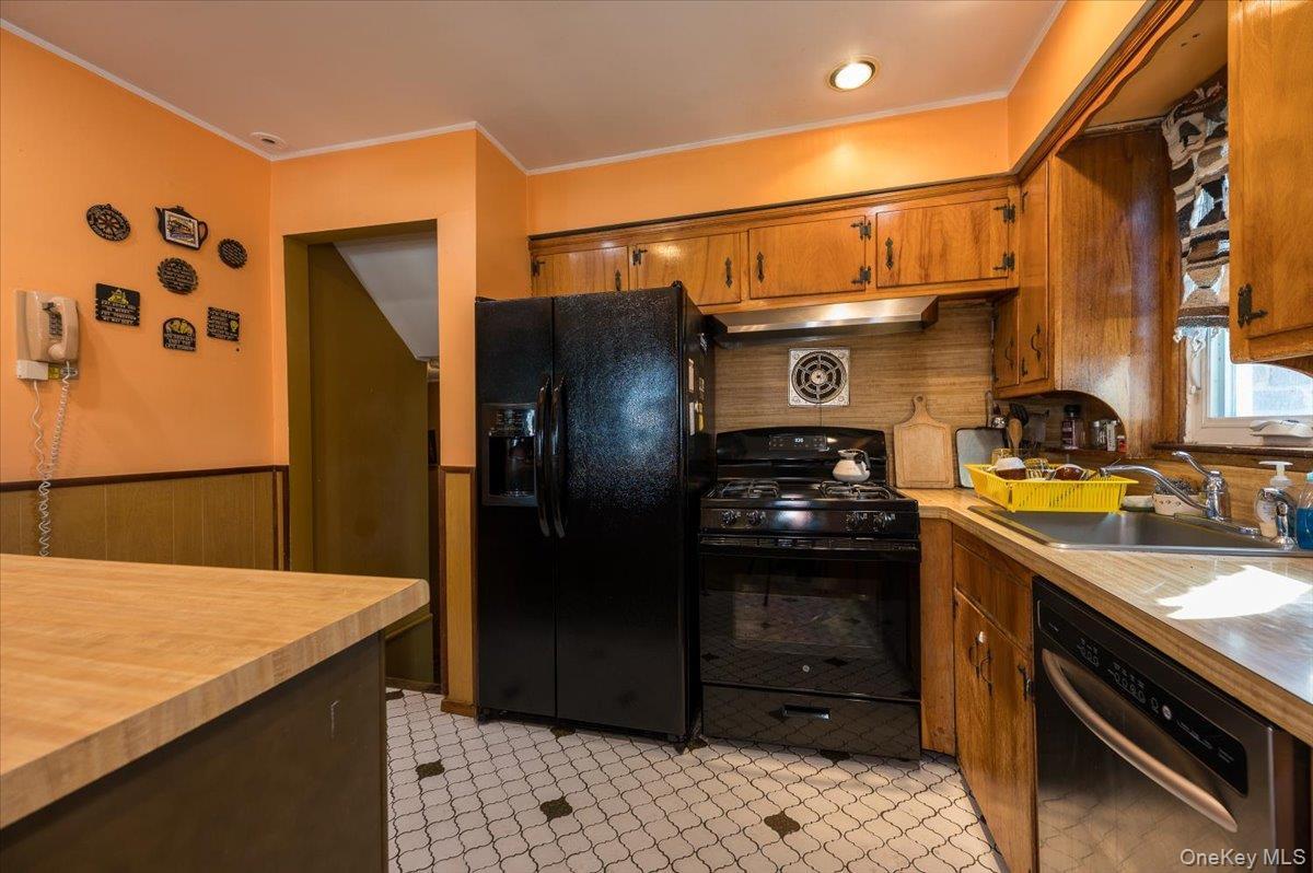 Single Family 4th  Nassau County, NY 11572, MLS-983011-6