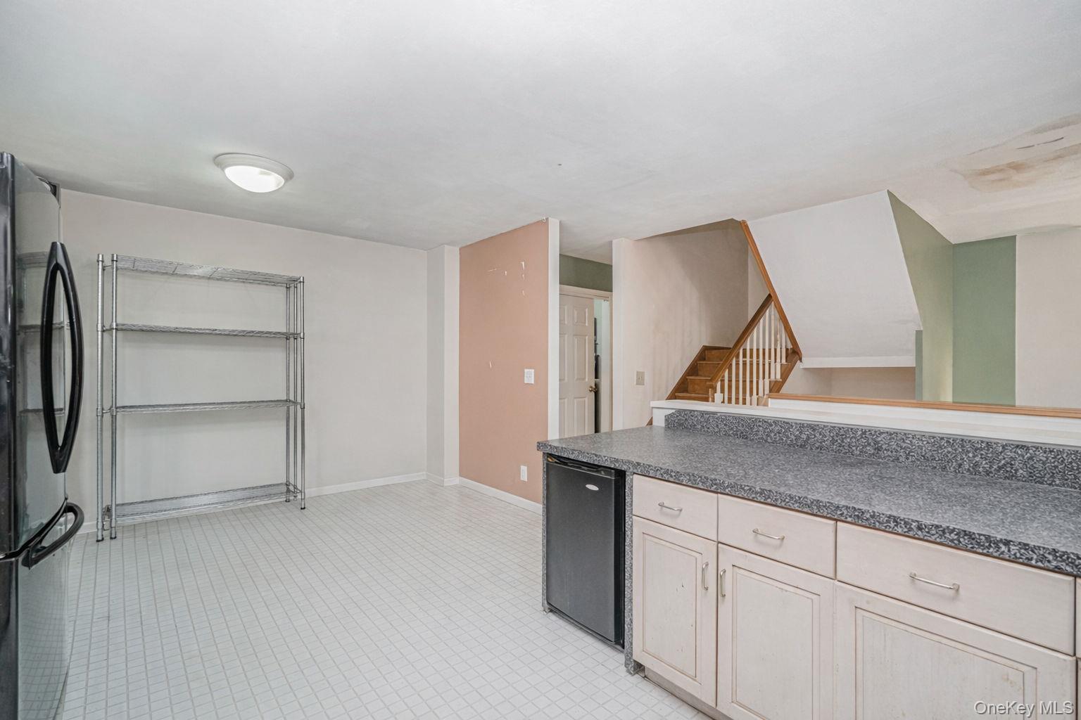Single Family Indale Staten Island, NY 10309, MLS-983038-17