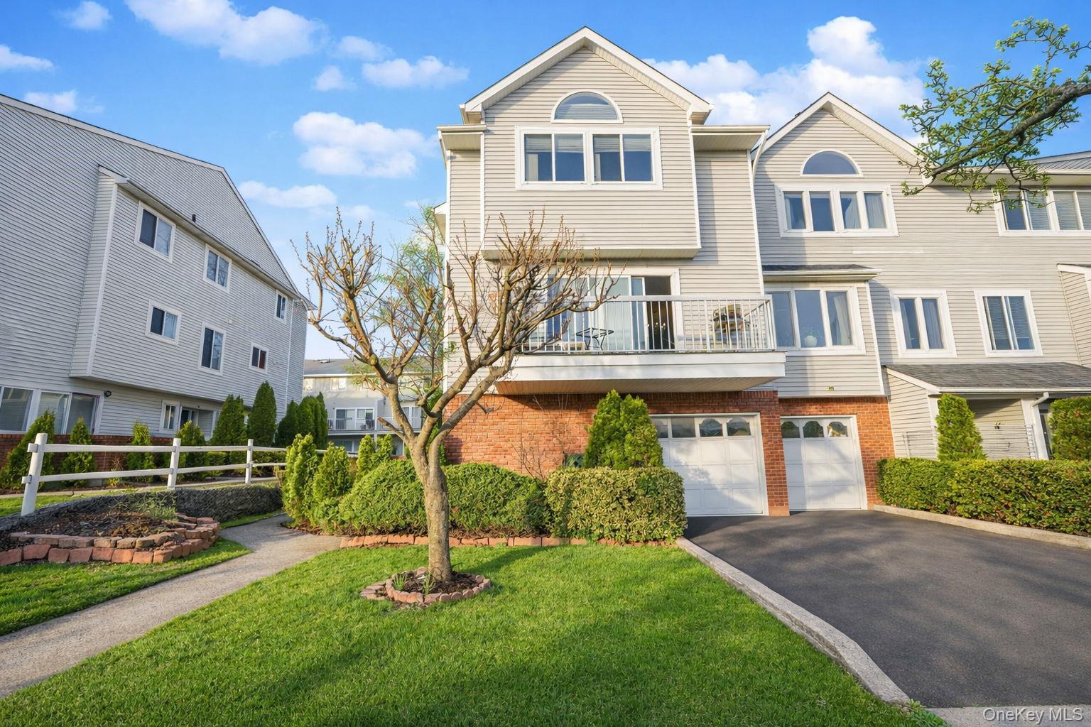 Single Family Indale Staten Island, NY 10309, MLS-983038-2