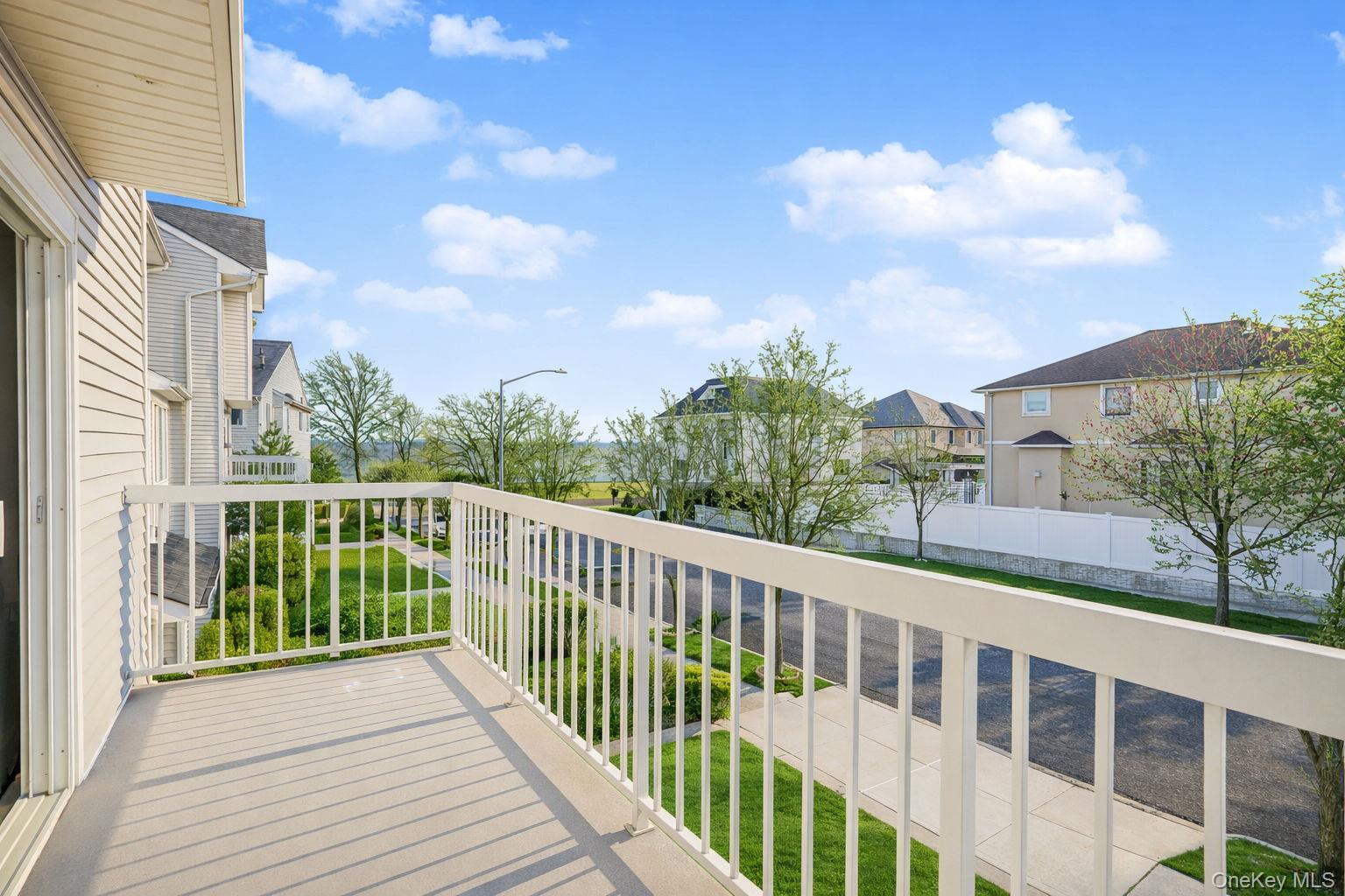 Single Family Indale Staten Island, NY 10309, MLS-983038-5