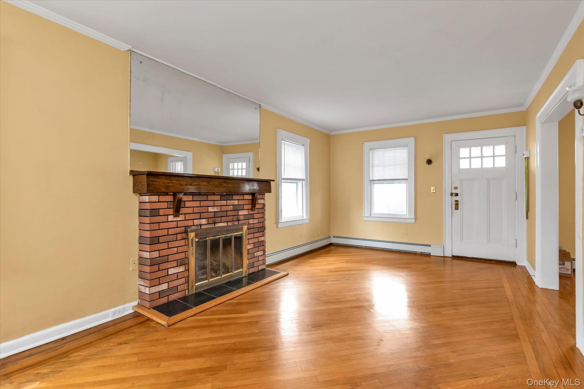 Single Family Rocklyn  Nassau County, NY 11563, MLS-983043-2