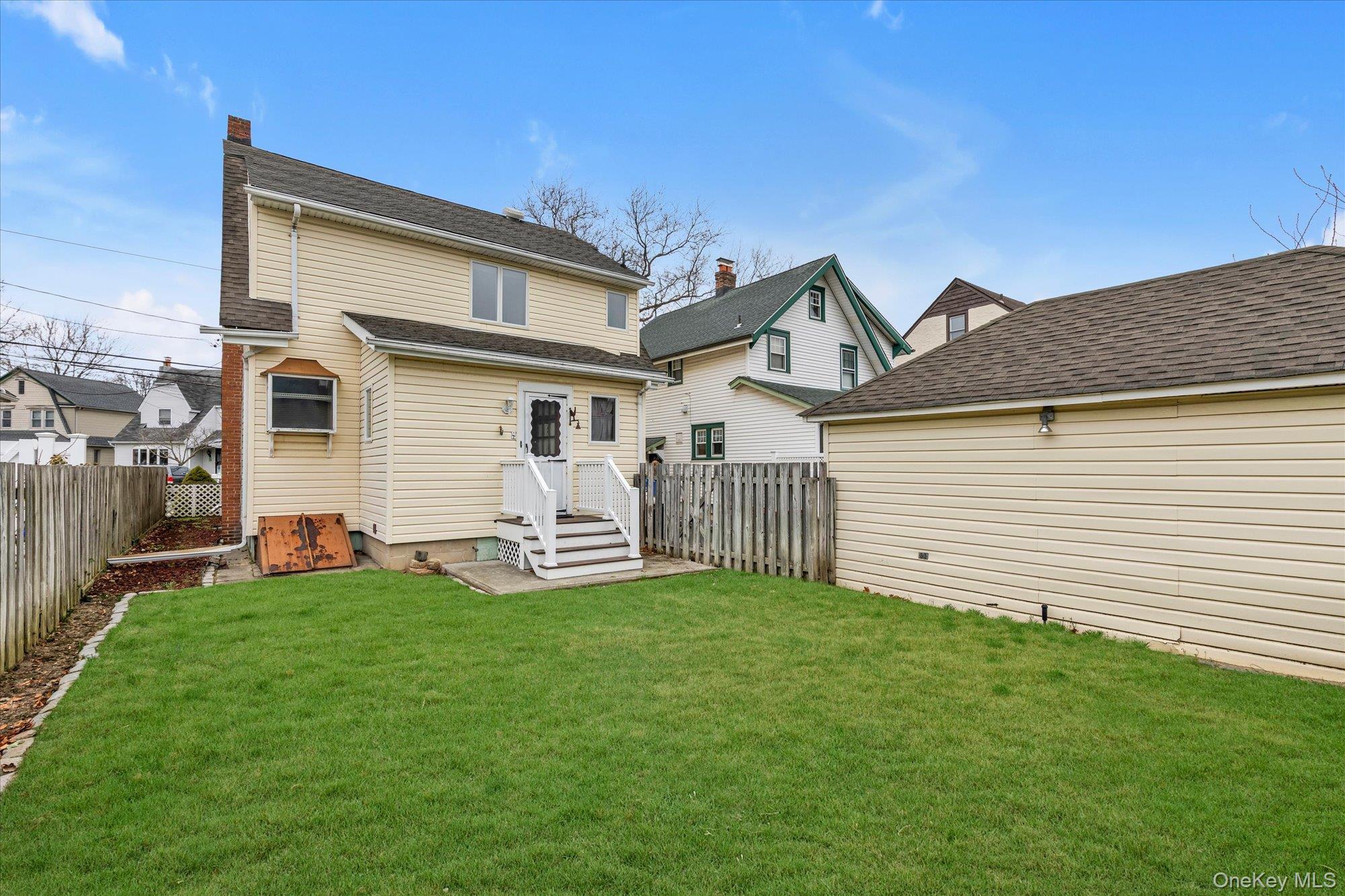 Single Family Rocklyn  Nassau County, NY 11563, MLS-983043-20