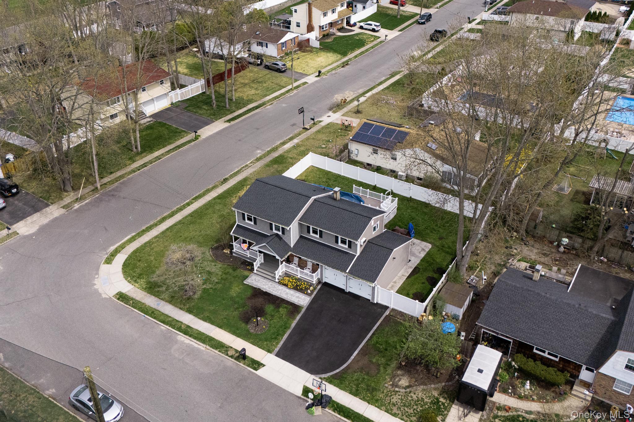 Single Family Hooper  Suffolk County, NY 11776, MLS-983047-12