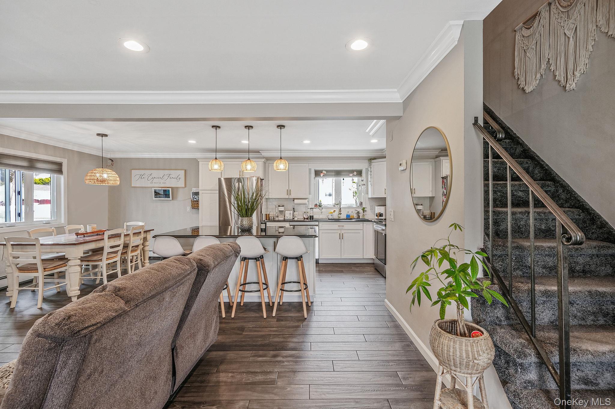 Single Family Hooper  Suffolk County, NY 11776, MLS-983047-18