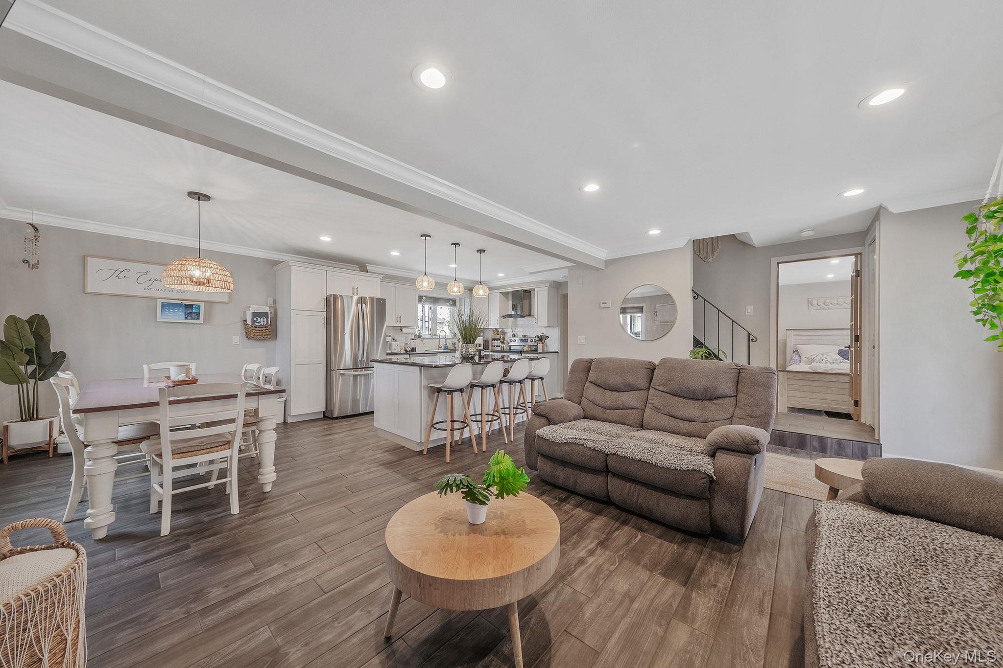 Single Family Hooper  Suffolk County, NY 11776, MLS-983047-23