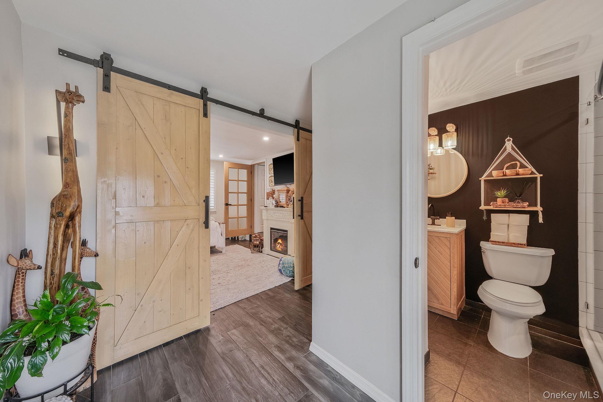 Single Family Hooper  Suffolk County, NY 11776, MLS-983047-30