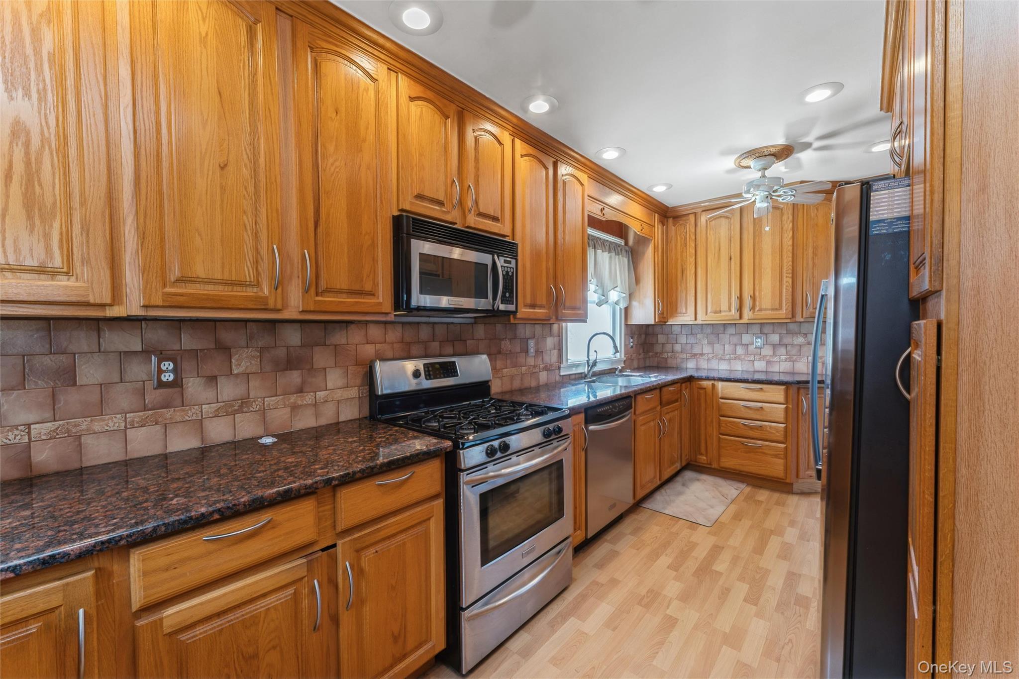 Single Family Dogwood  Nassau County, NY 11580, MLS-983056-8