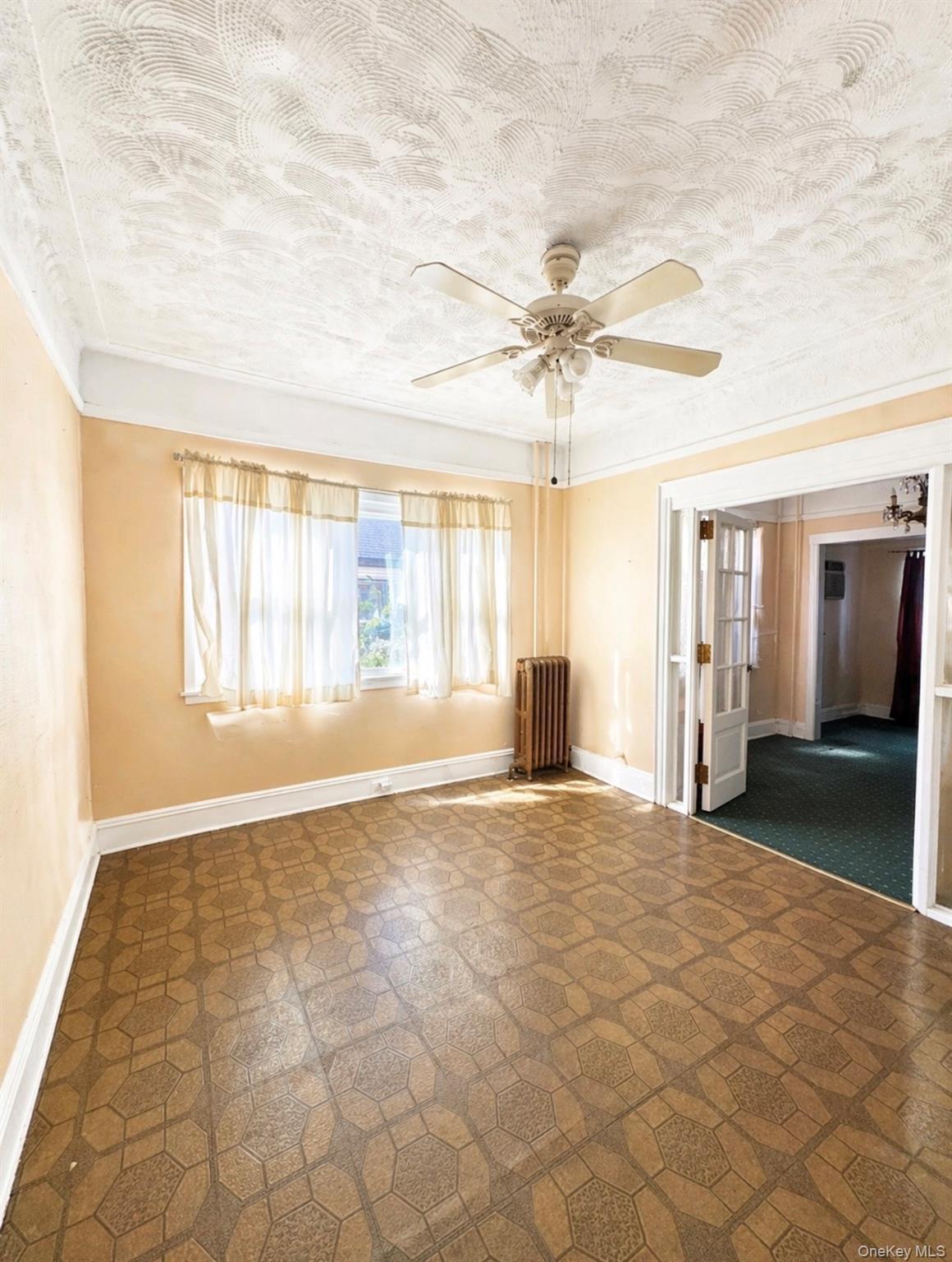 Single Family 73 Street  Queens, NY 11385, MLS-983093-8