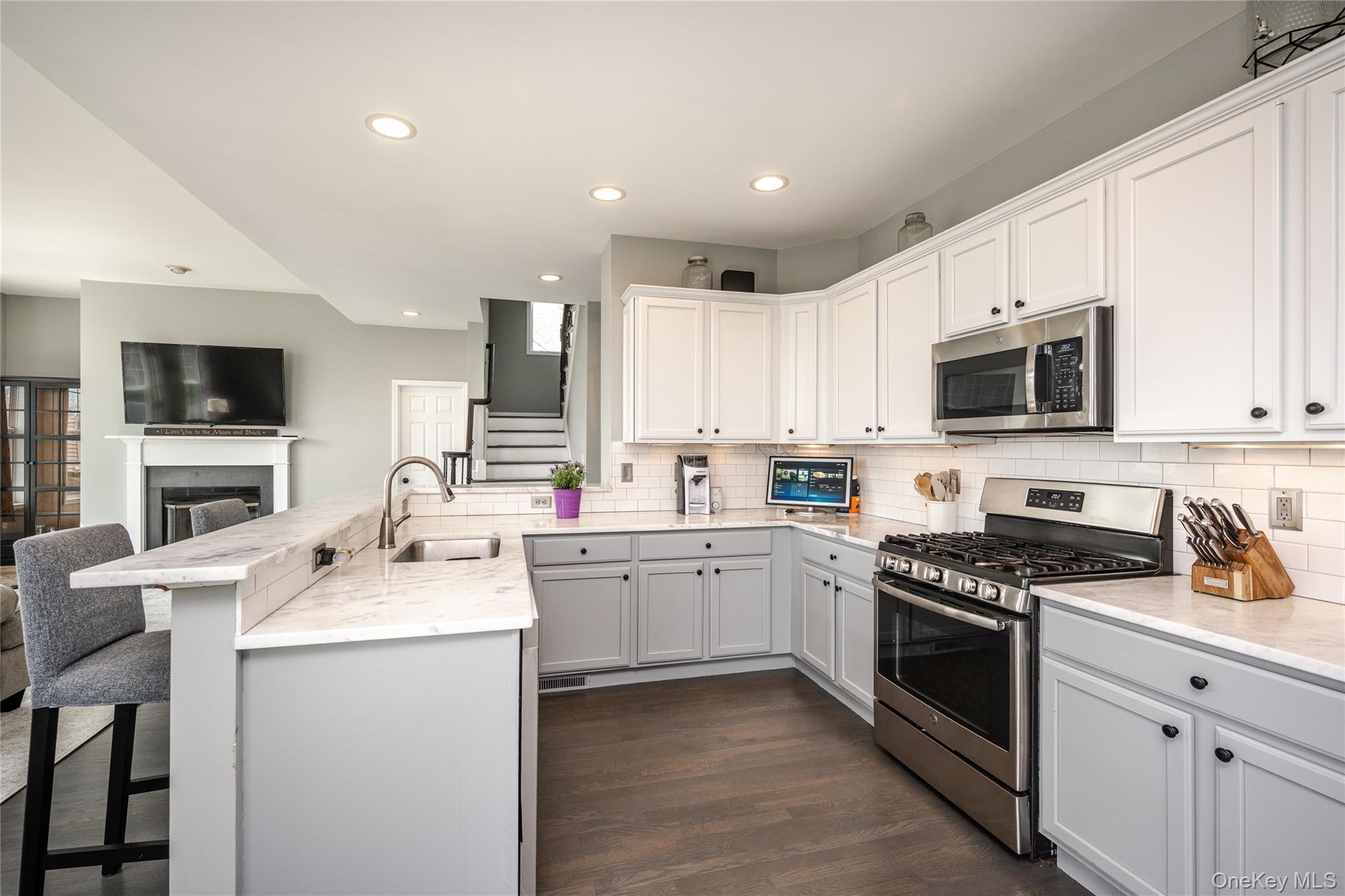 Single Family Bayberry  Dutchess County, NY 12533, MLS-983100-15