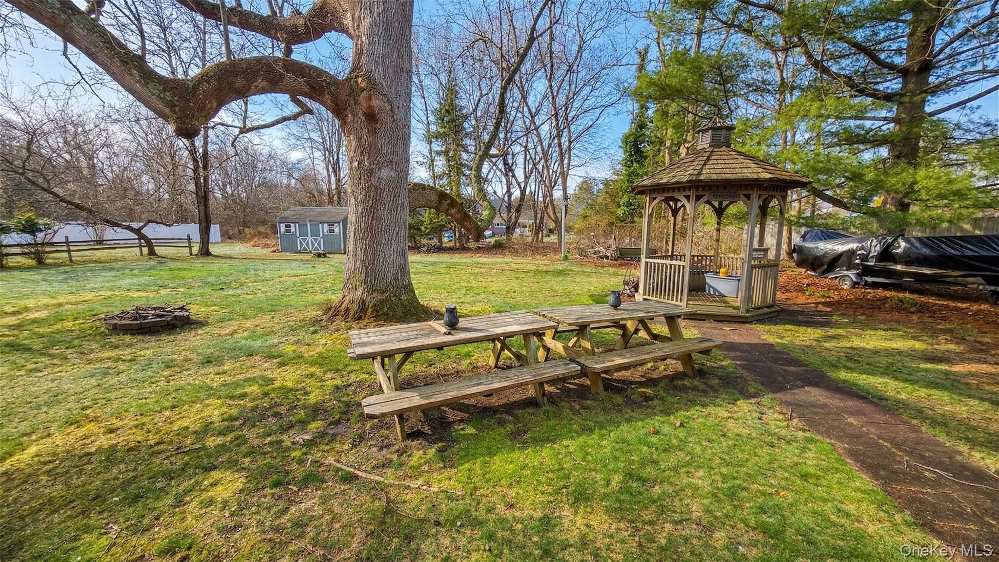 Single Family Atlantic Suffolk County, NY 11940, MLS-983101-8
