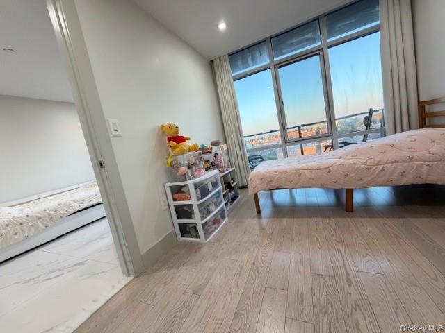 Condo Bowne  Queens, NY 11355, MLS-983104-13