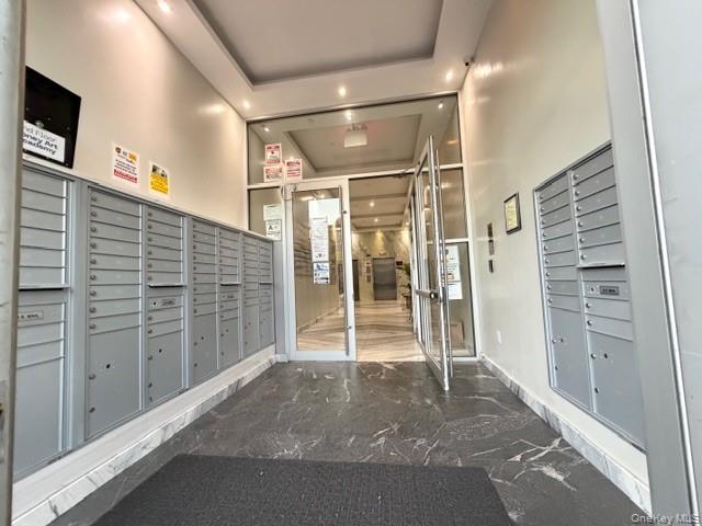 Condo Bowne  Queens, NY 11355, MLS-983104-4