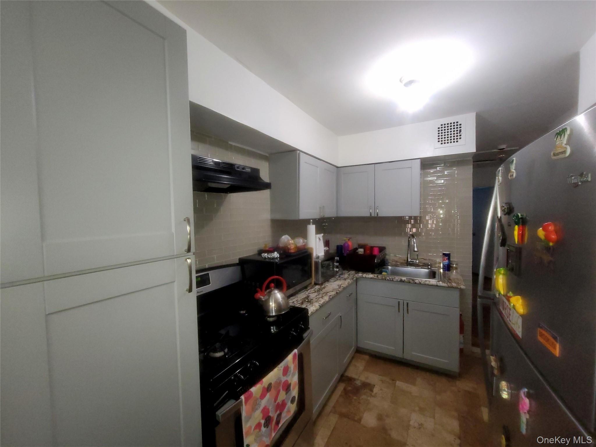 Single Family 108th  Brooklyn, NY 11236, MLS-983122-21