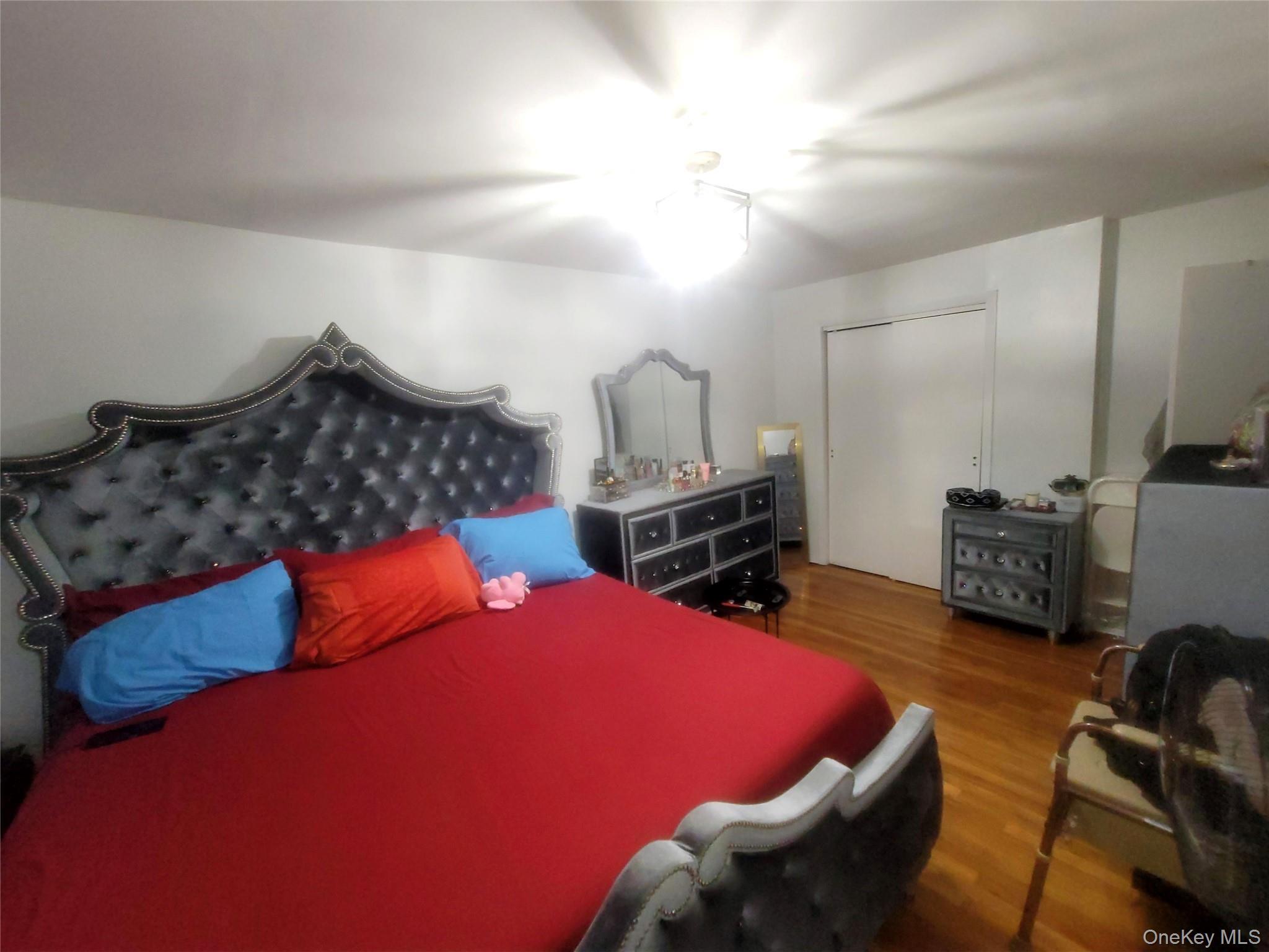 Single Family 108th  Brooklyn, NY 11236, MLS-983122-5