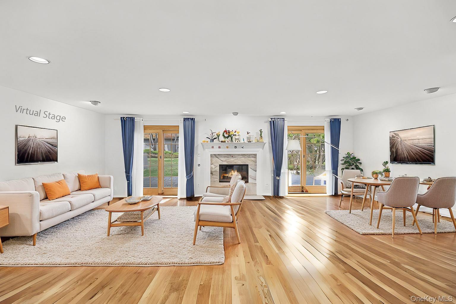 Condo Golf View  Nassau County, NY 11753, MLS-983144-10