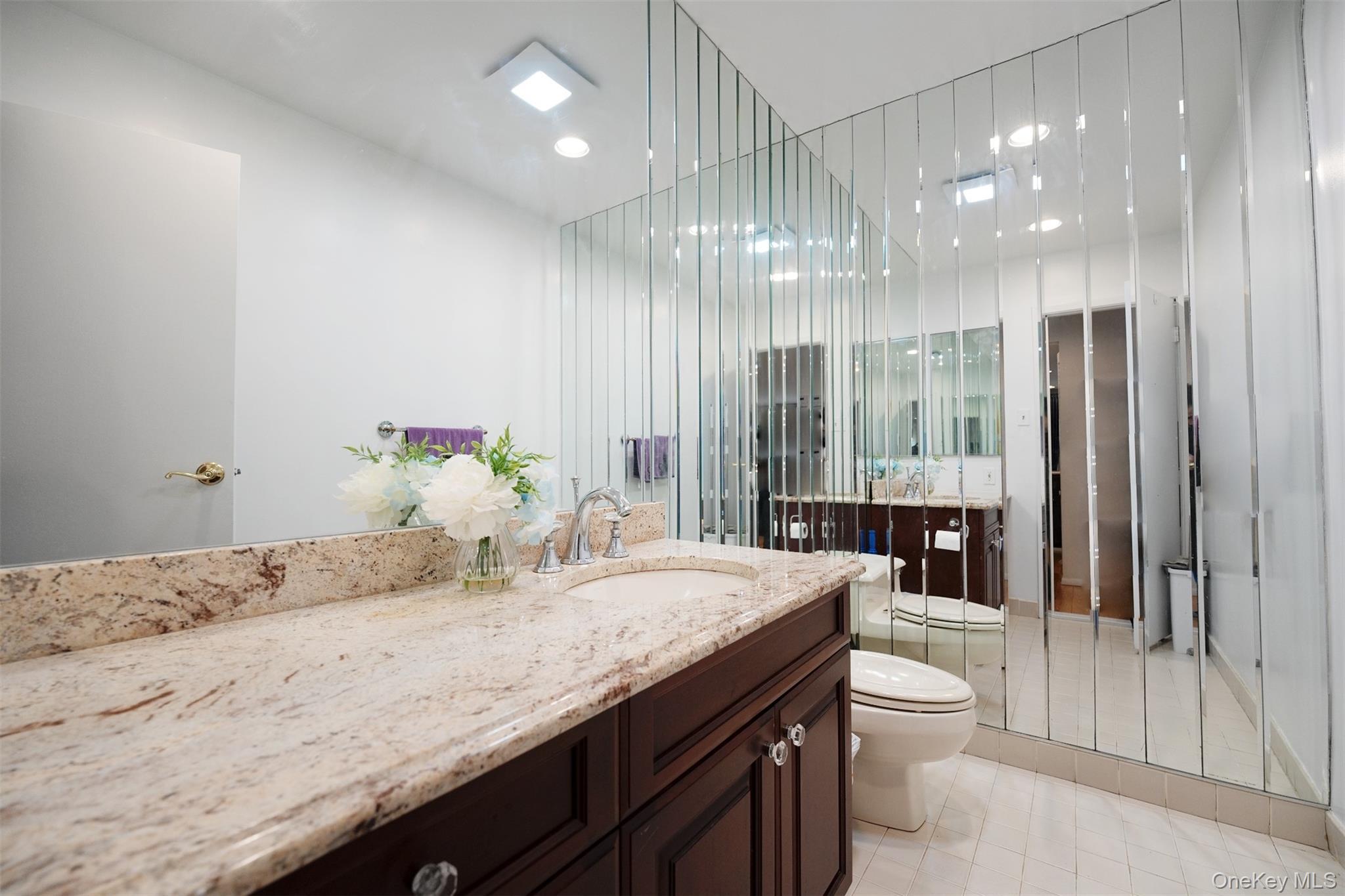 Condo Golf View  Nassau County, NY 11753, MLS-983144-15