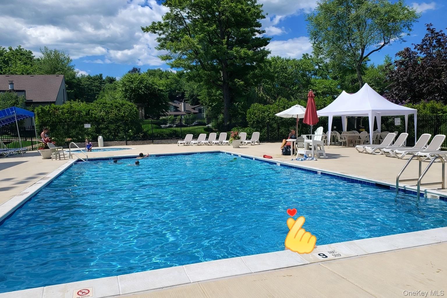 Condo Golf View  Nassau County, NY 11753, MLS-983144-22