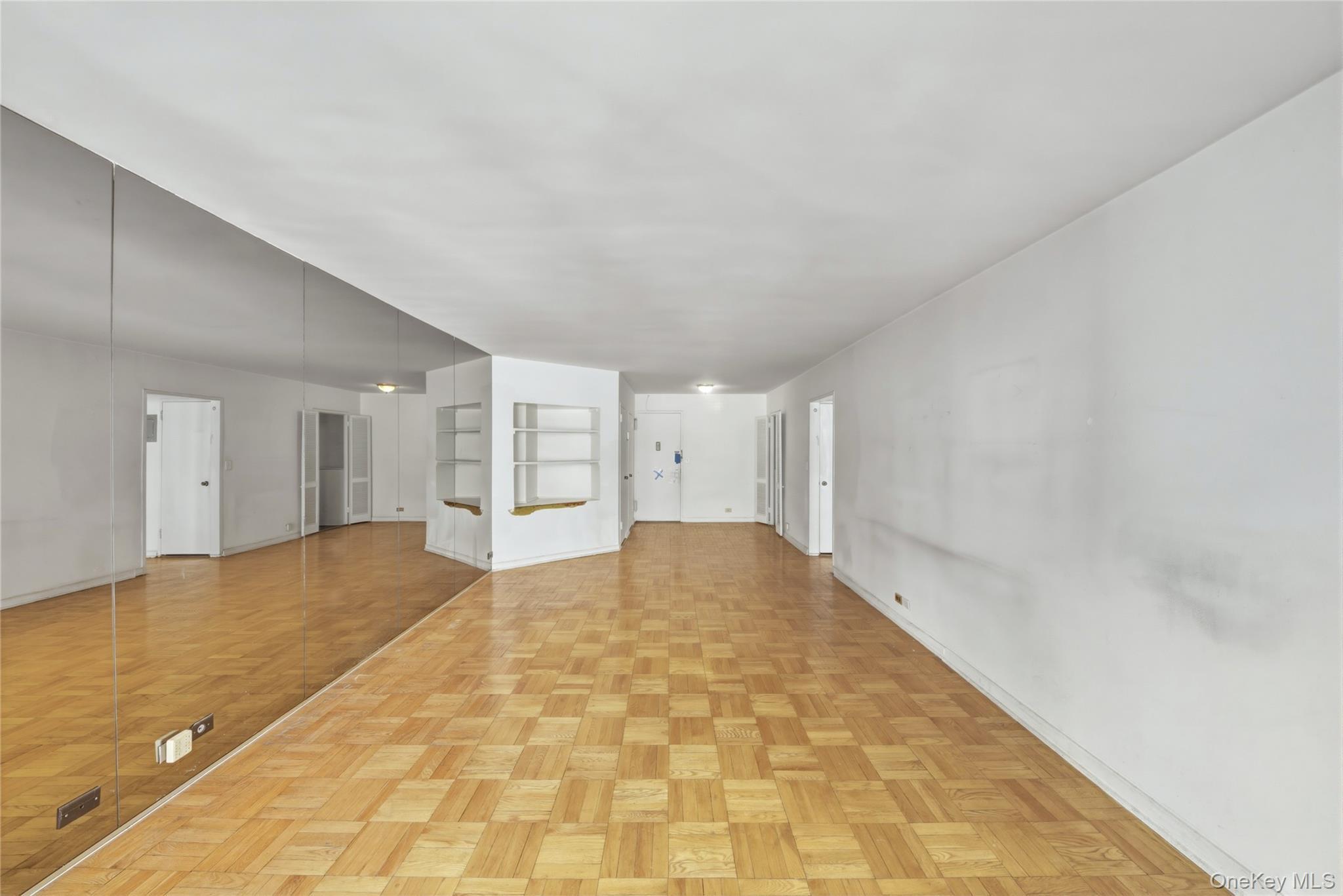 Condo 55th Manhattan, NY 10019, MLS-983154-11