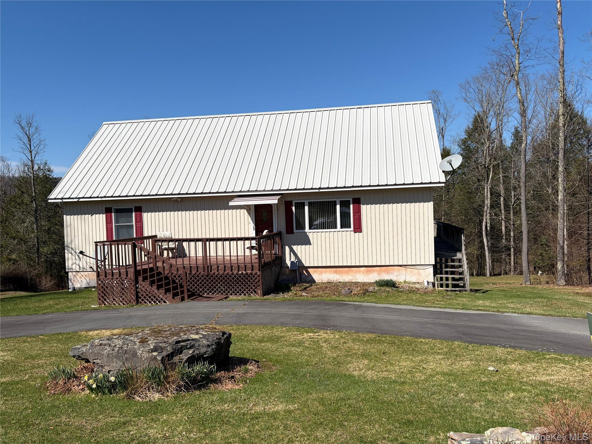 Single Family Simmon  Sullivan County, NY 12736, MLS-983165-8