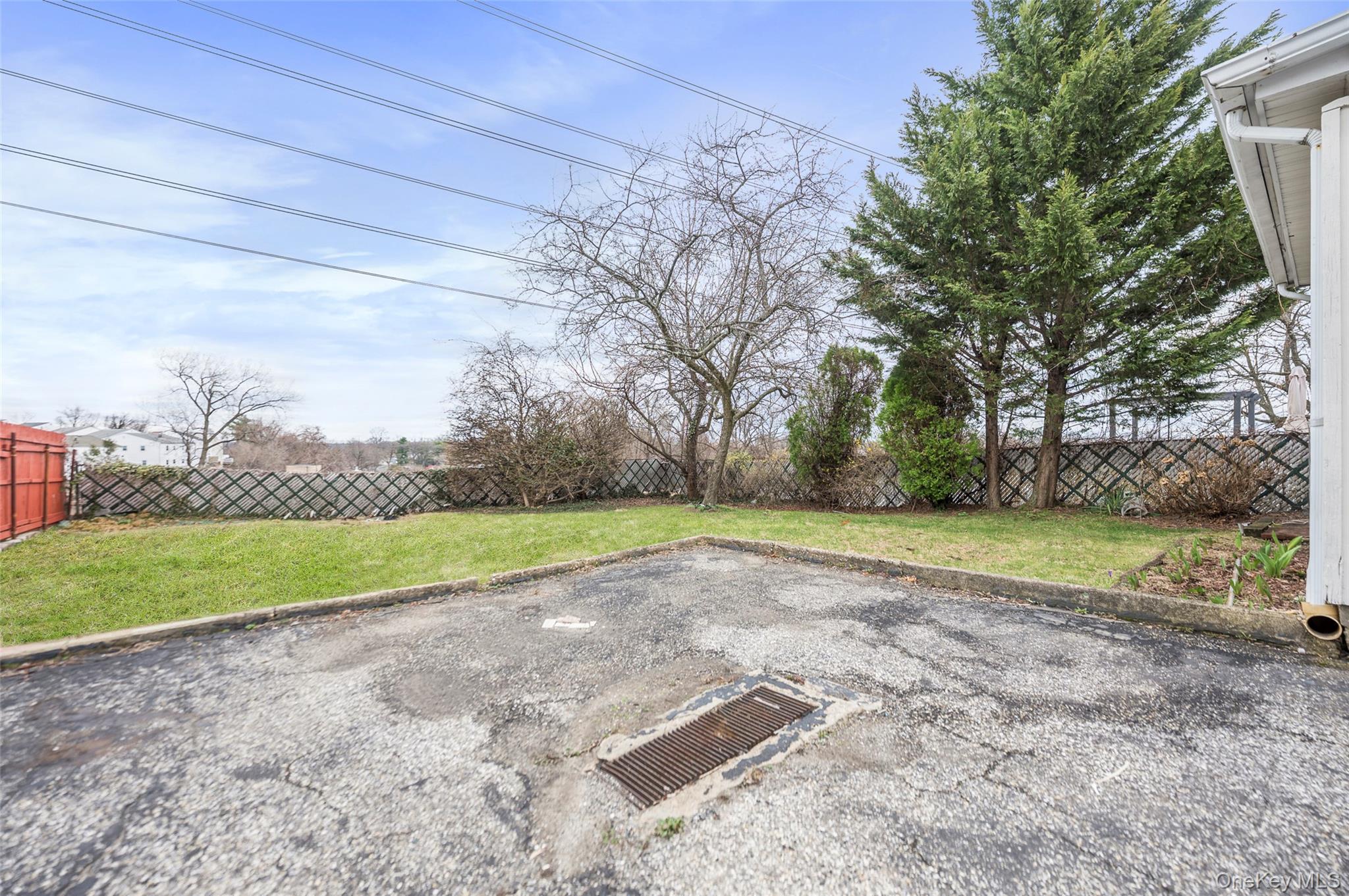 Single Family Roundhill  Westchester County, NY 10710, MLS-983194-17