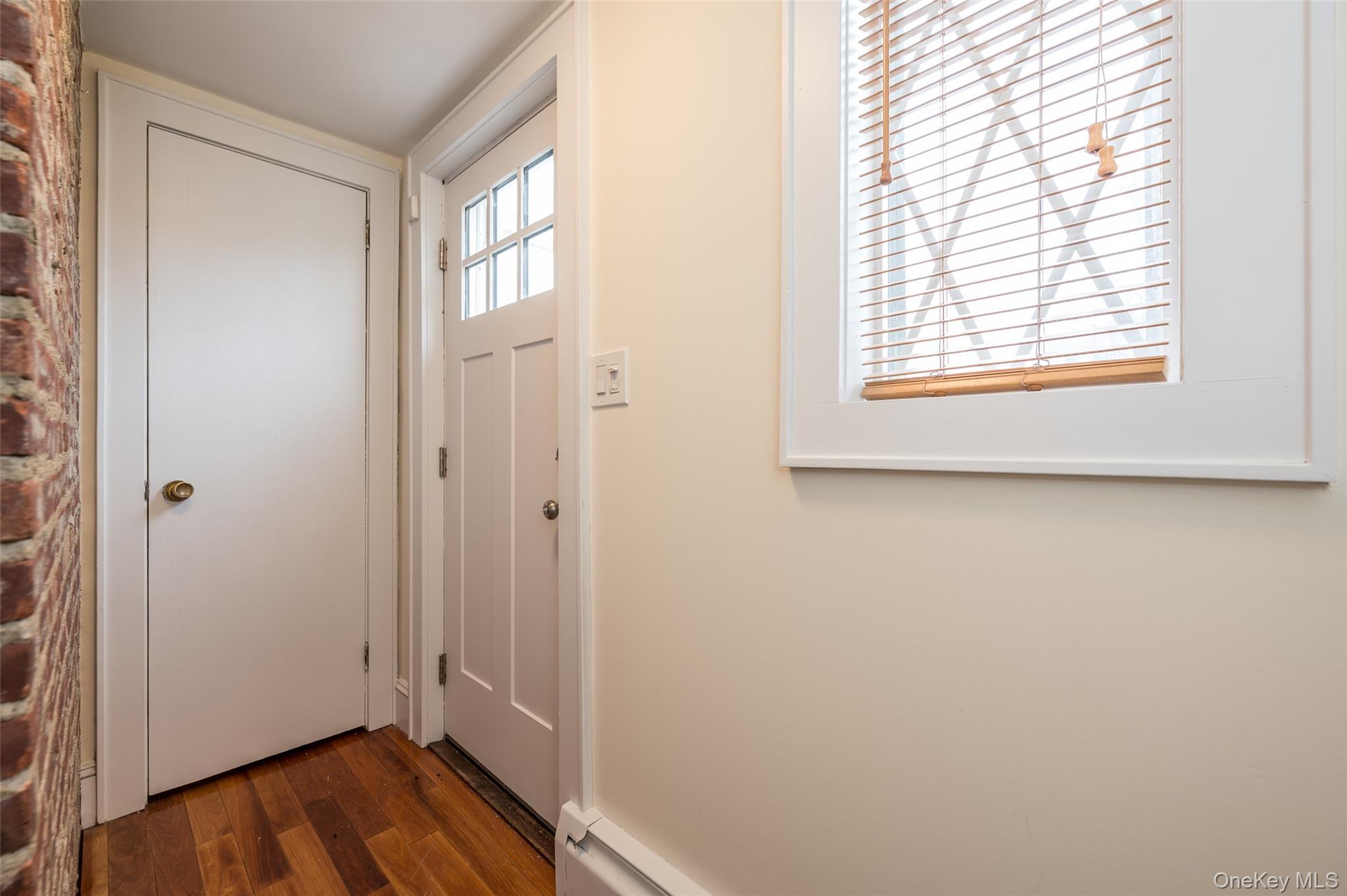 Single Family Roundhill  Westchester County, NY 10710, MLS-983194-2