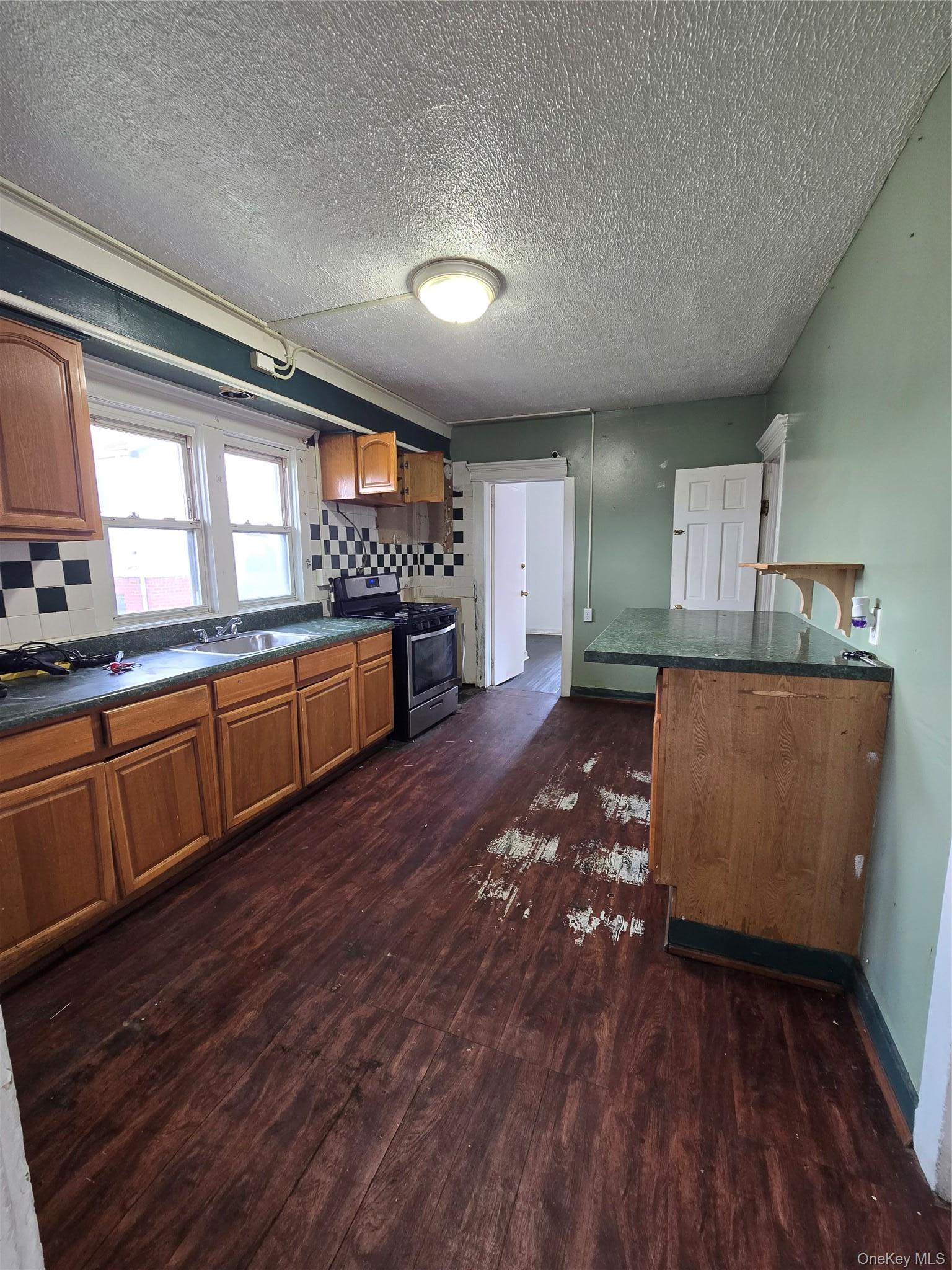 Single Family Bascom  Queens, NY 11436, MLS-983221-7